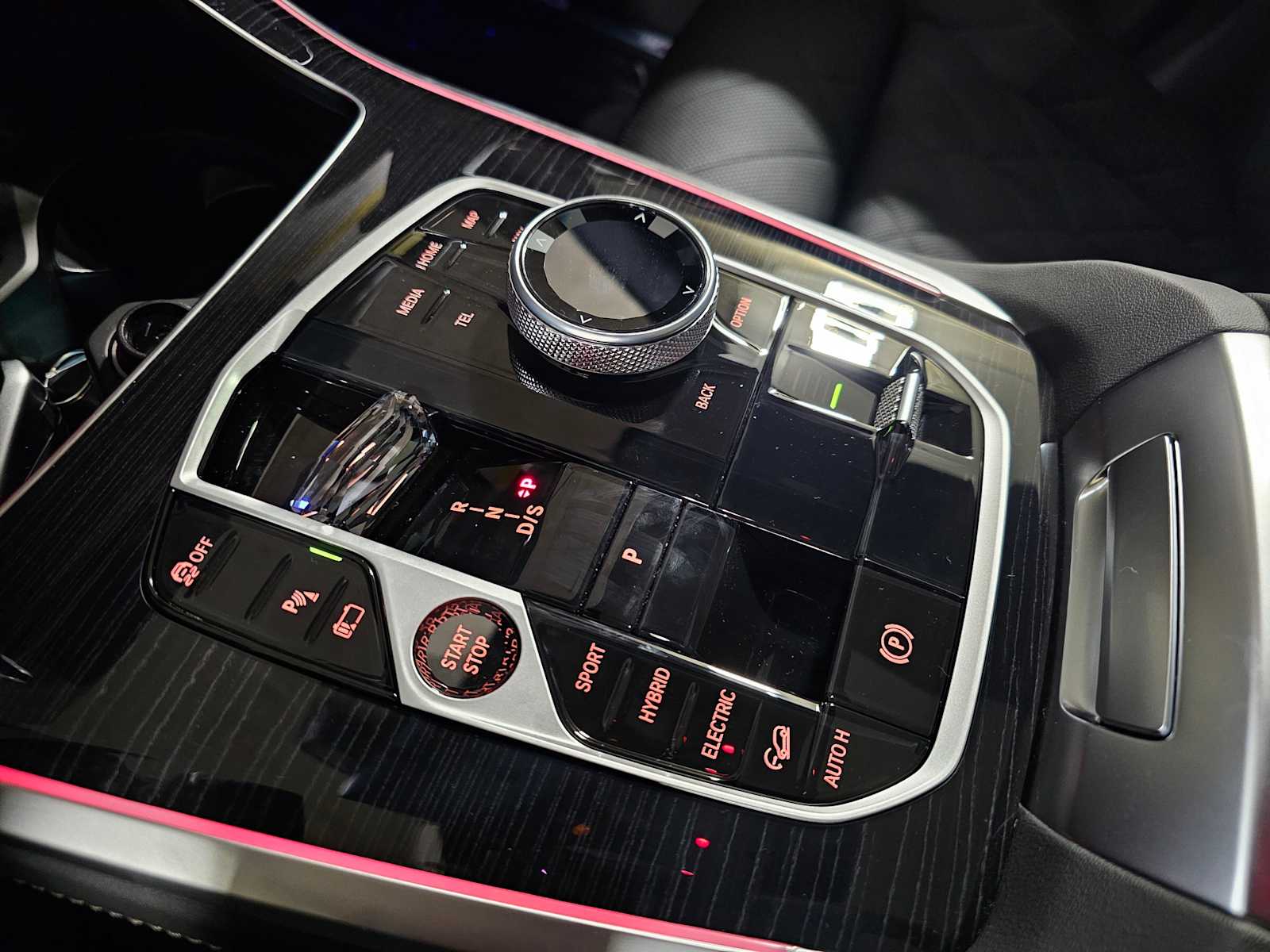 Thumbnail: 2026 BMW X5 - 21