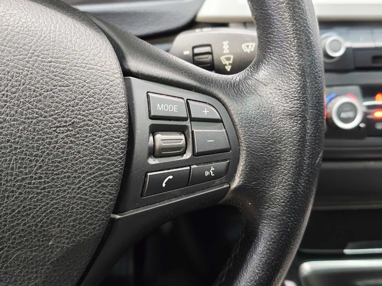 Thumbnail: 2015 BMW 3 Series - 20