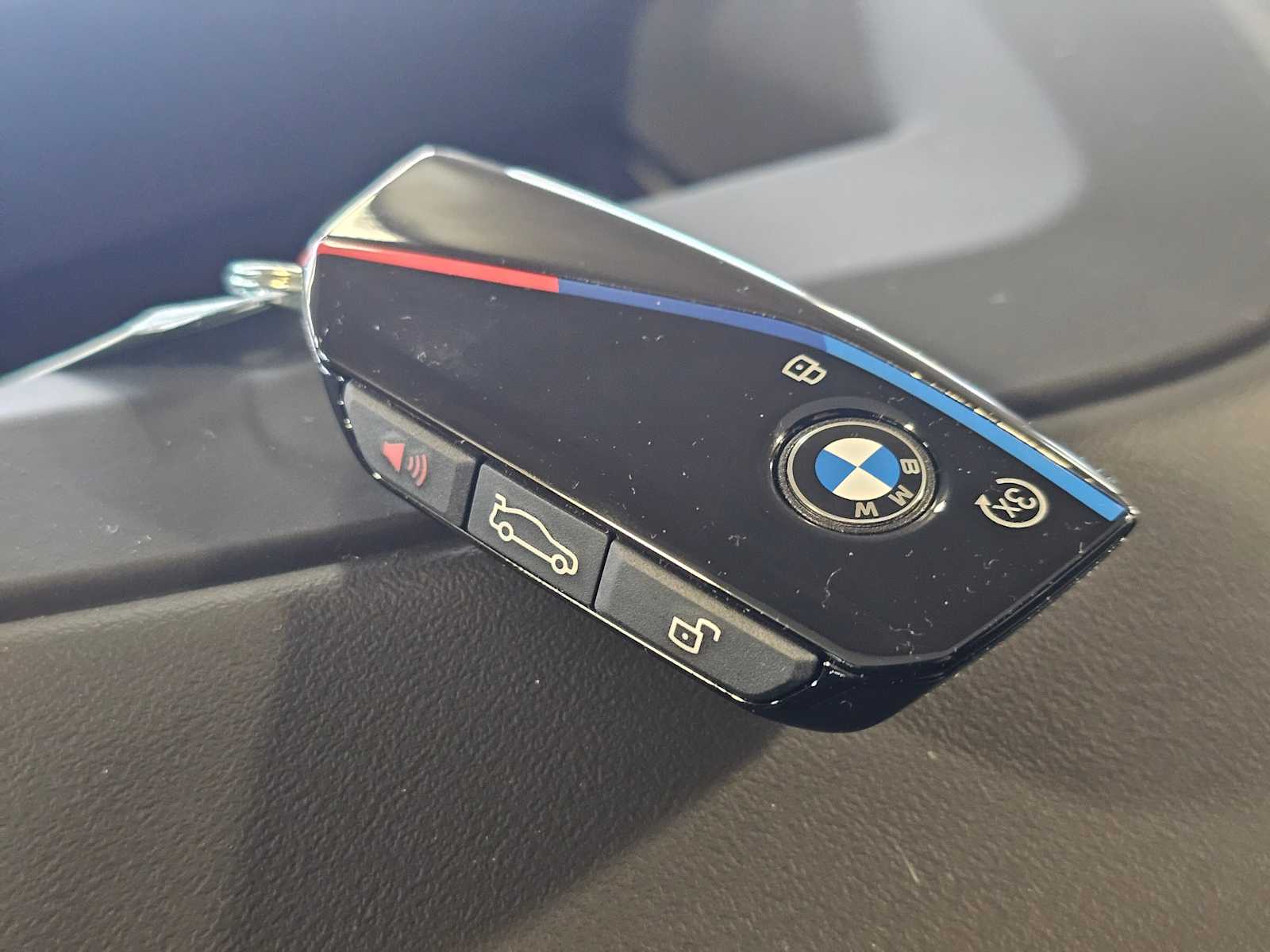 Thumbnail: 2026 BMW X7 - 46