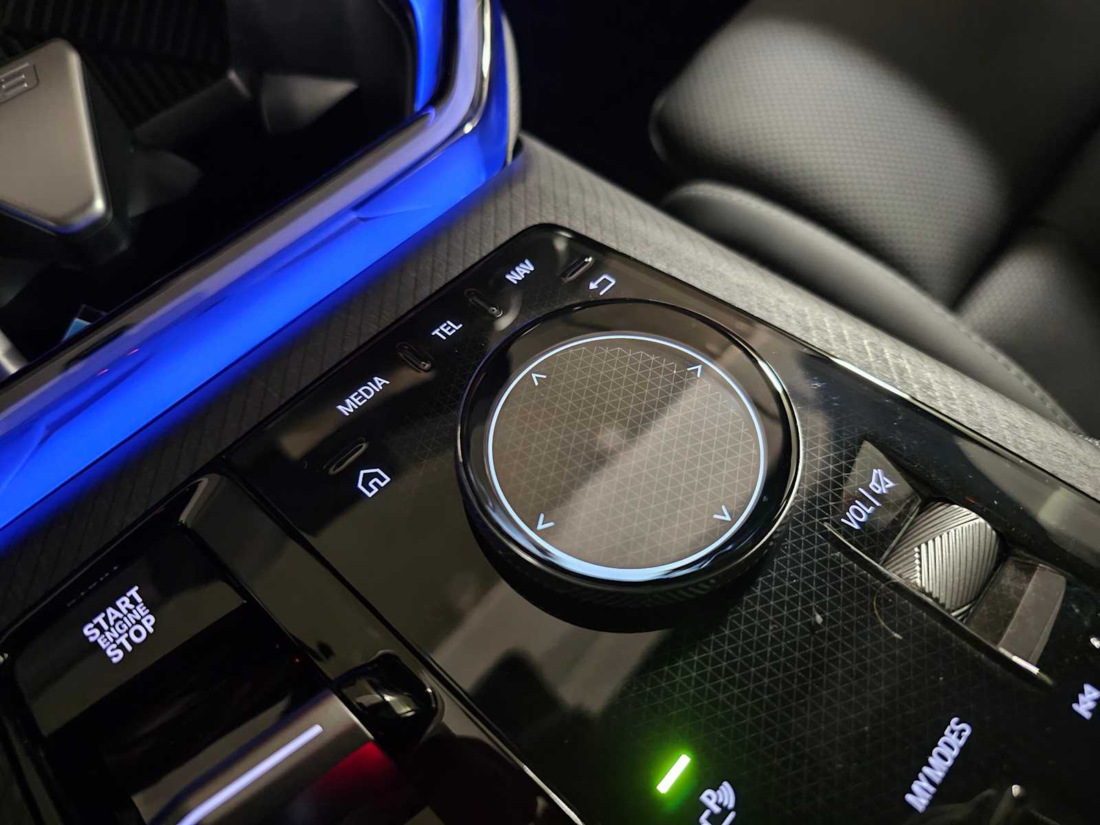 Thumbnail: 2026 BMW X3 - 25