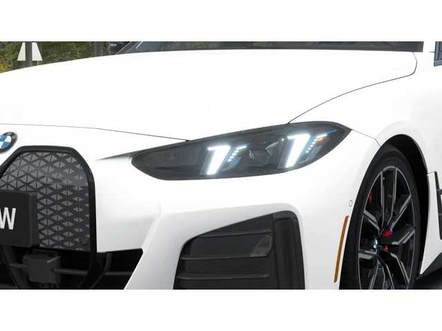 Thumbnail: 2026 BMW i4 - 6