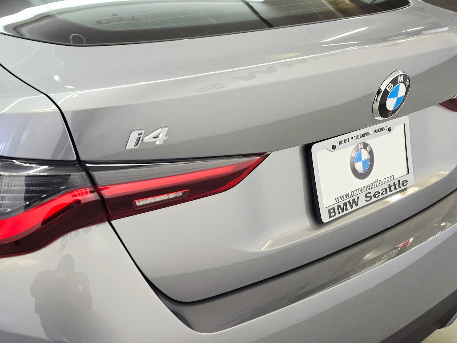 Thumbnail: 2026 BMW i4 - 7