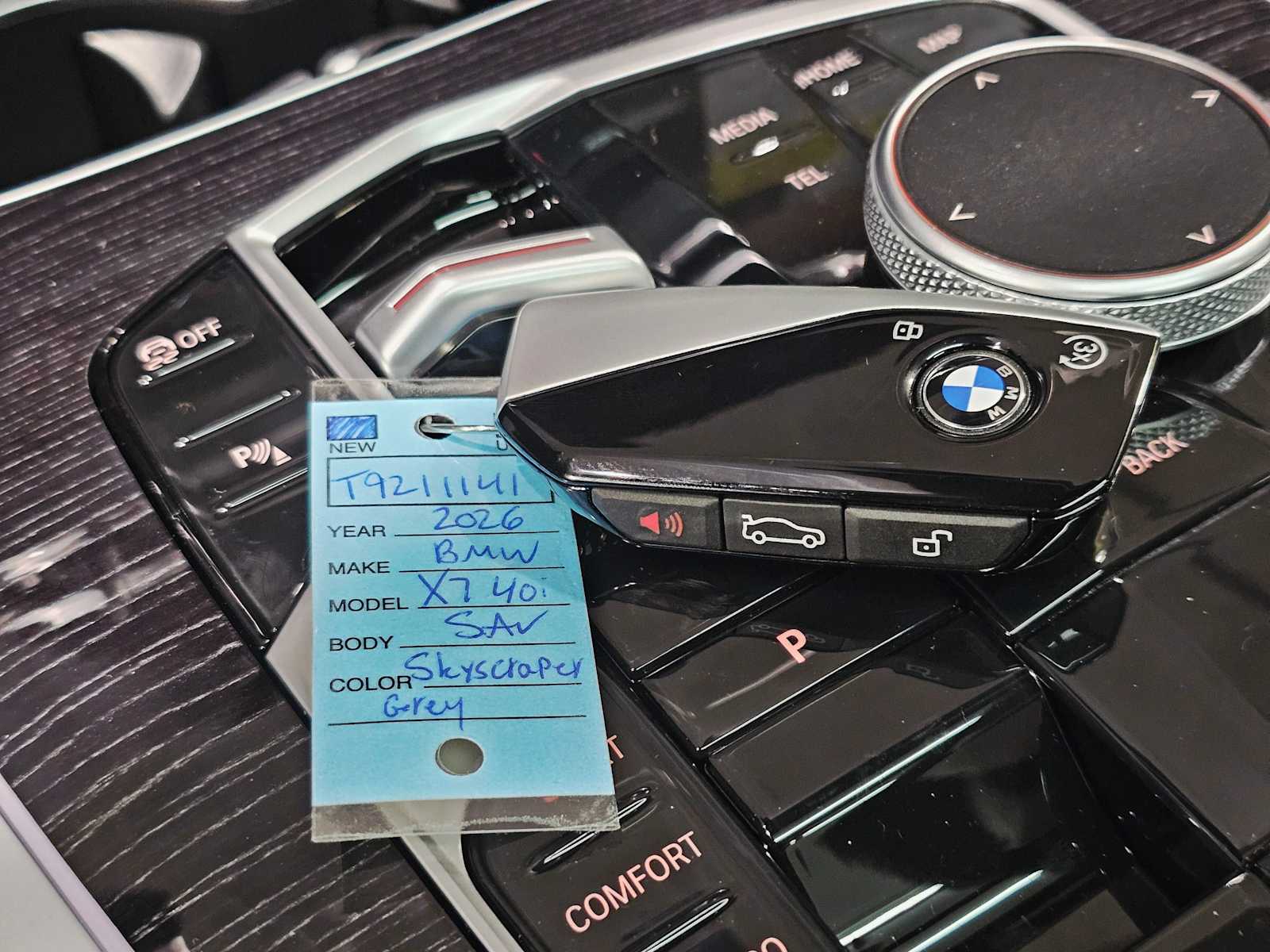 Thumbnail: 2026 BMW X7 - 31