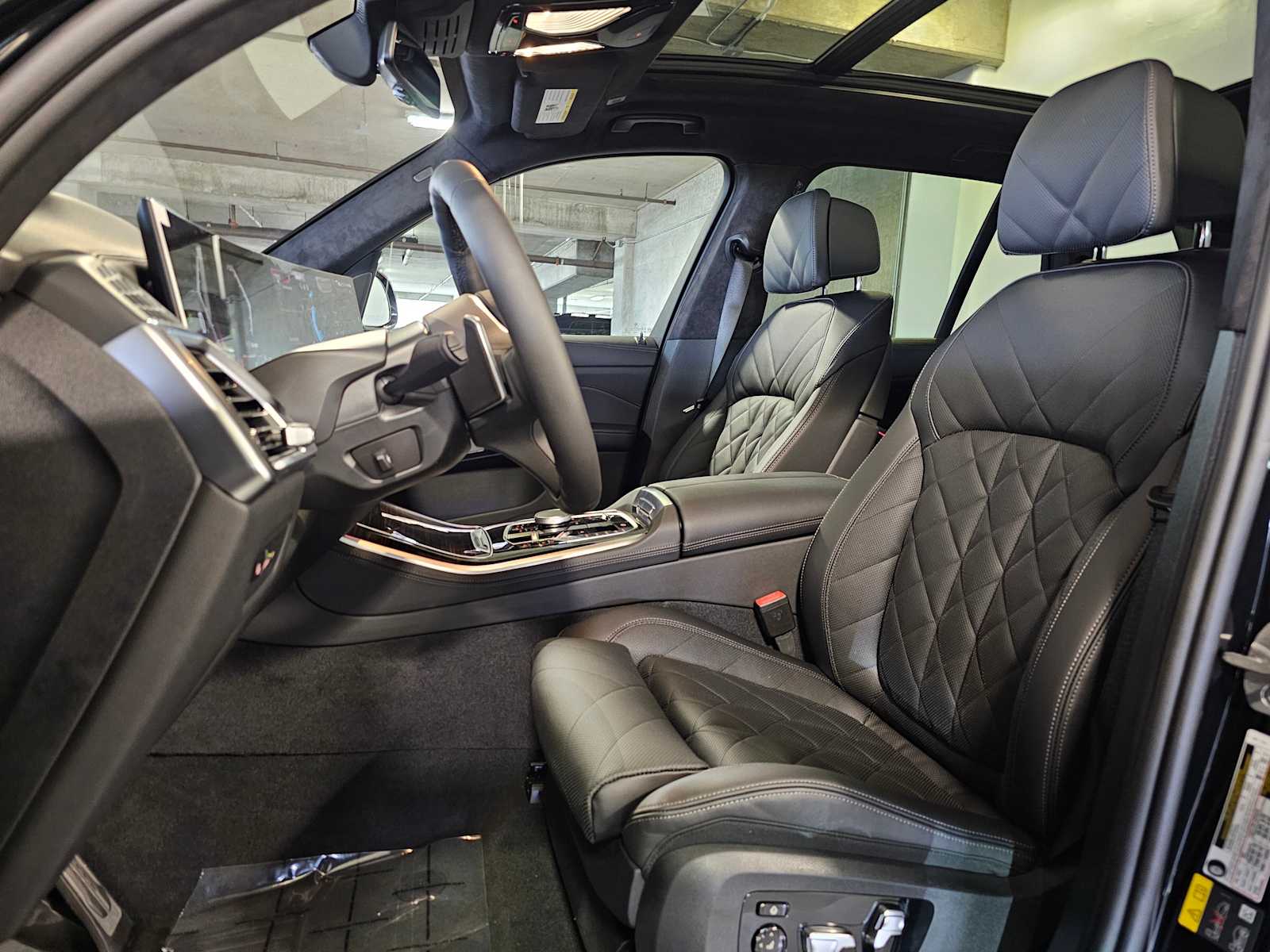 Thumbnail: 2026 BMW X5 - 30