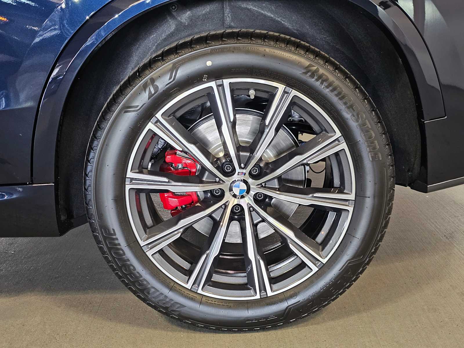 Thumbnail: 2026 BMW X5 - 8