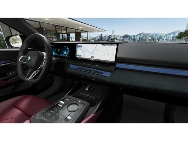 Thumbnail: 2027 BMW 5 Series - 14