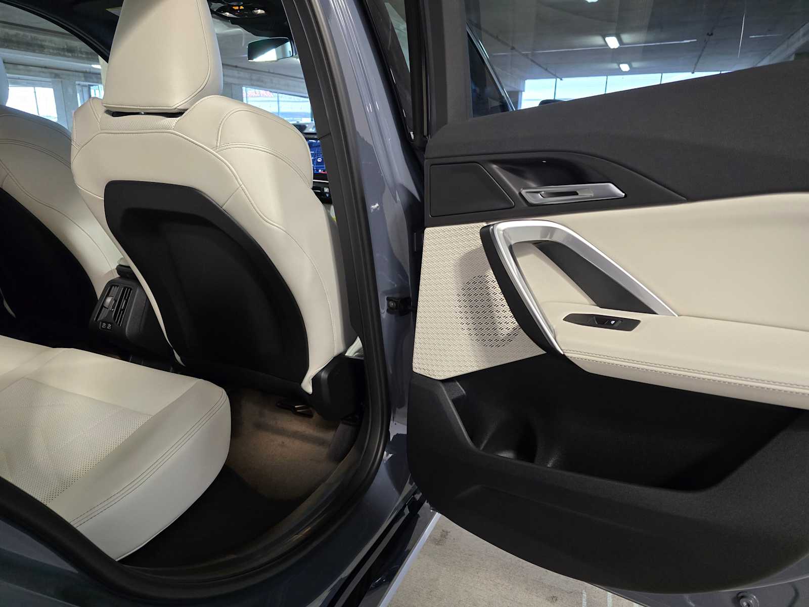 Thumbnail: 2026 BMW X1 - 28