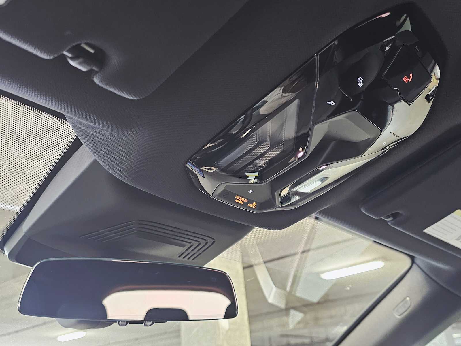 Thumbnail: 2026 BMW iX - 21