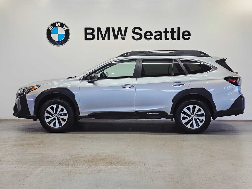 Used 2024 Subaru Outback Premium SUV