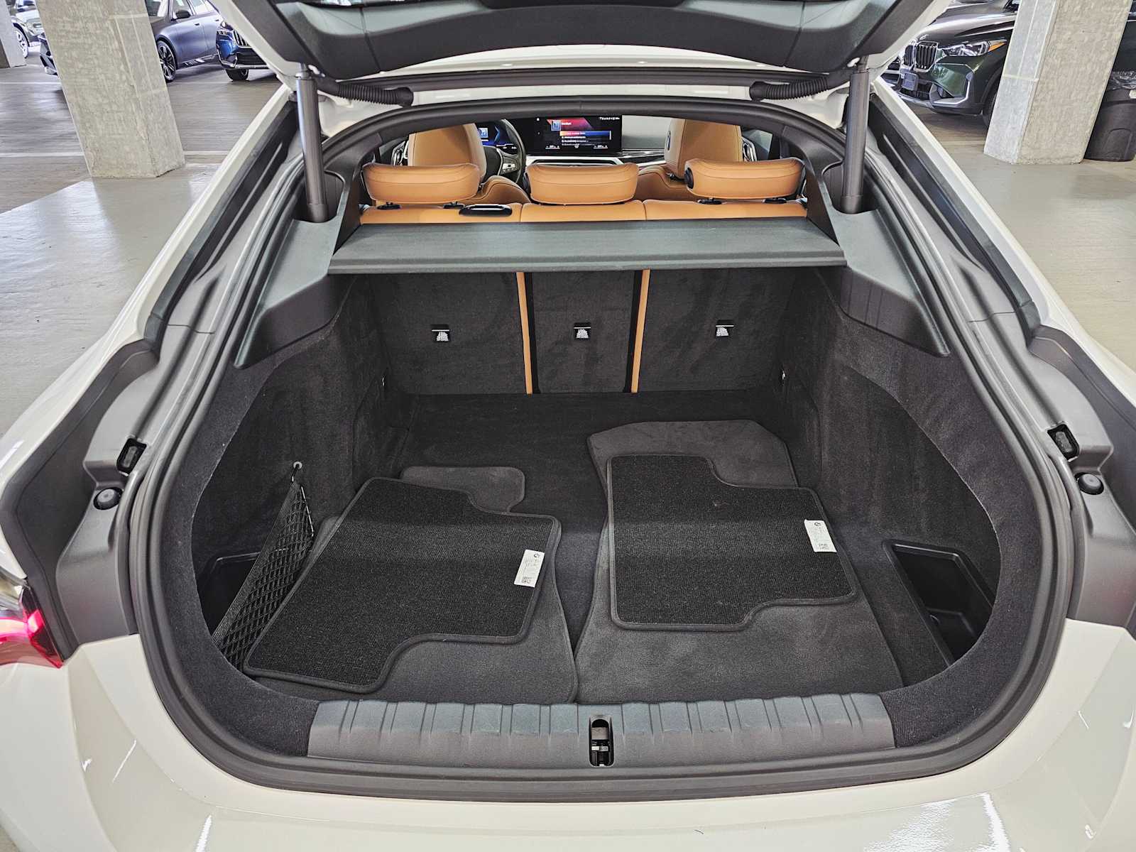 Thumbnail: 2023 BMW i4 - 28