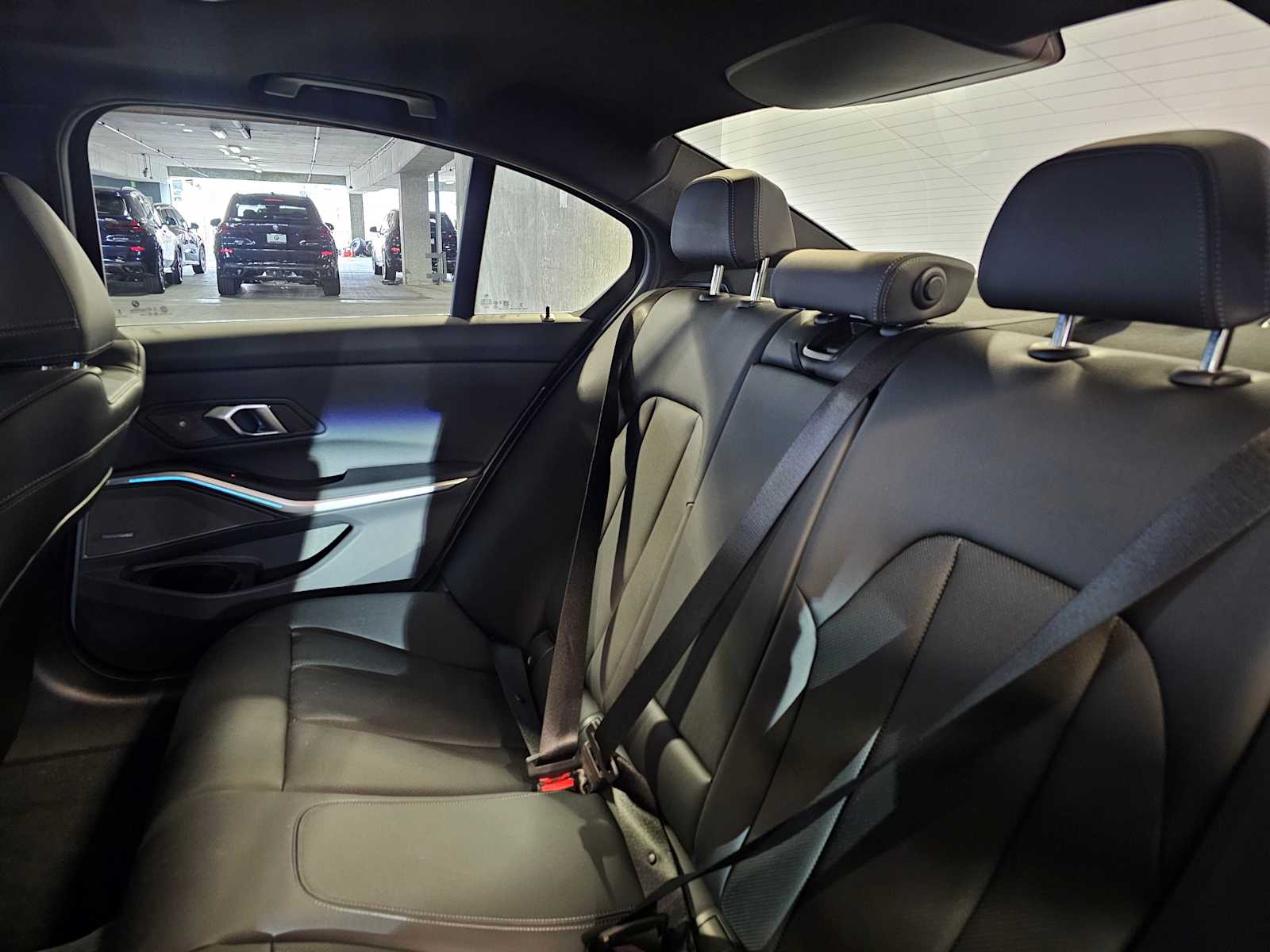 Thumbnail: 2025 BMW 3 Series - 37