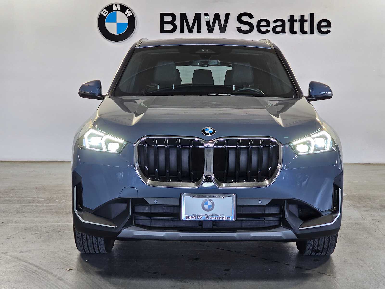 Thumbnail: 2023 BMW X1 - 6
