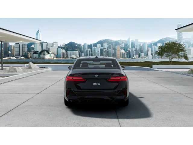 Thumbnail: 2026 BMW 5 Series - 5