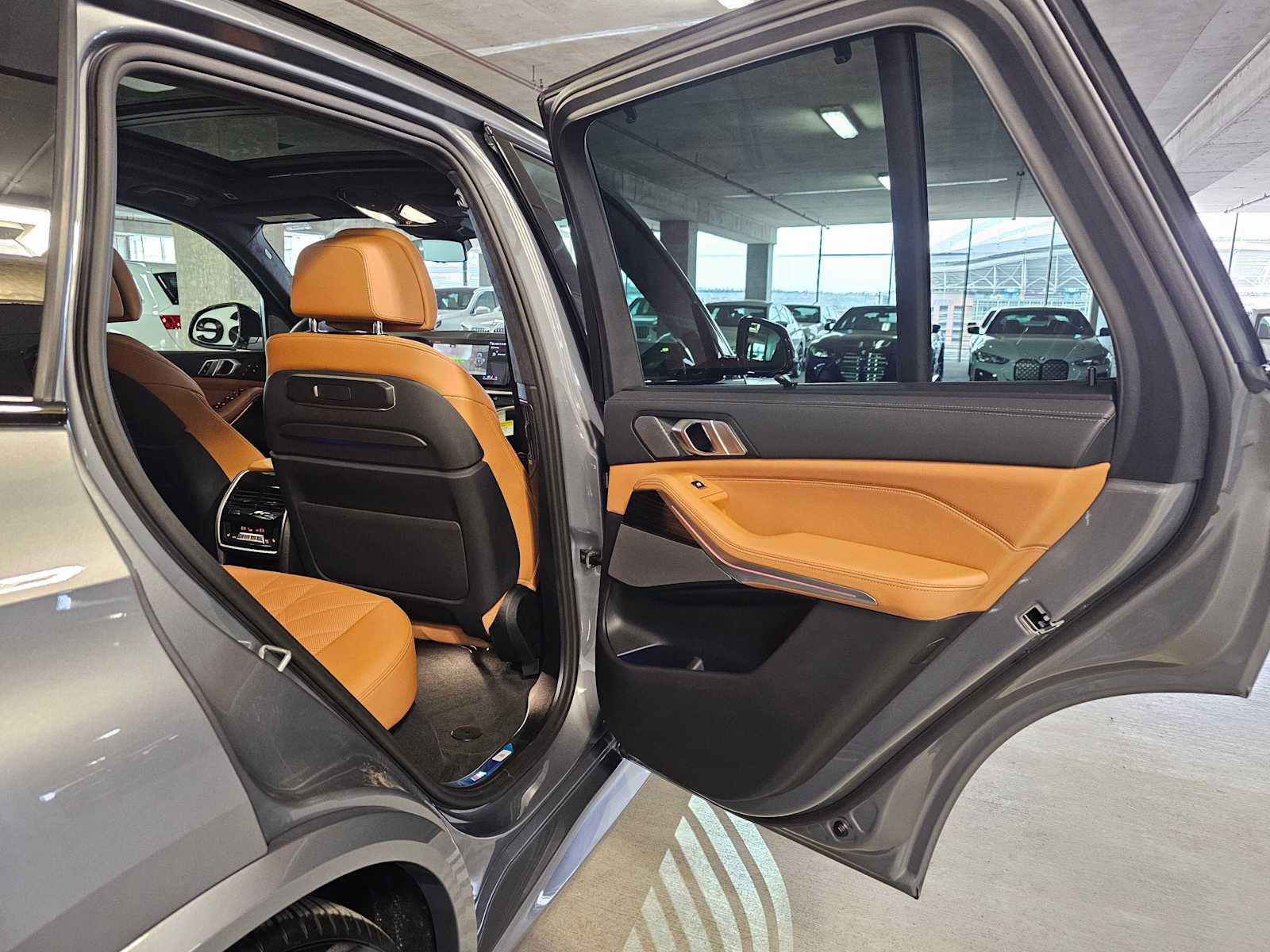 Thumbnail: 2026 BMW X5 - 29