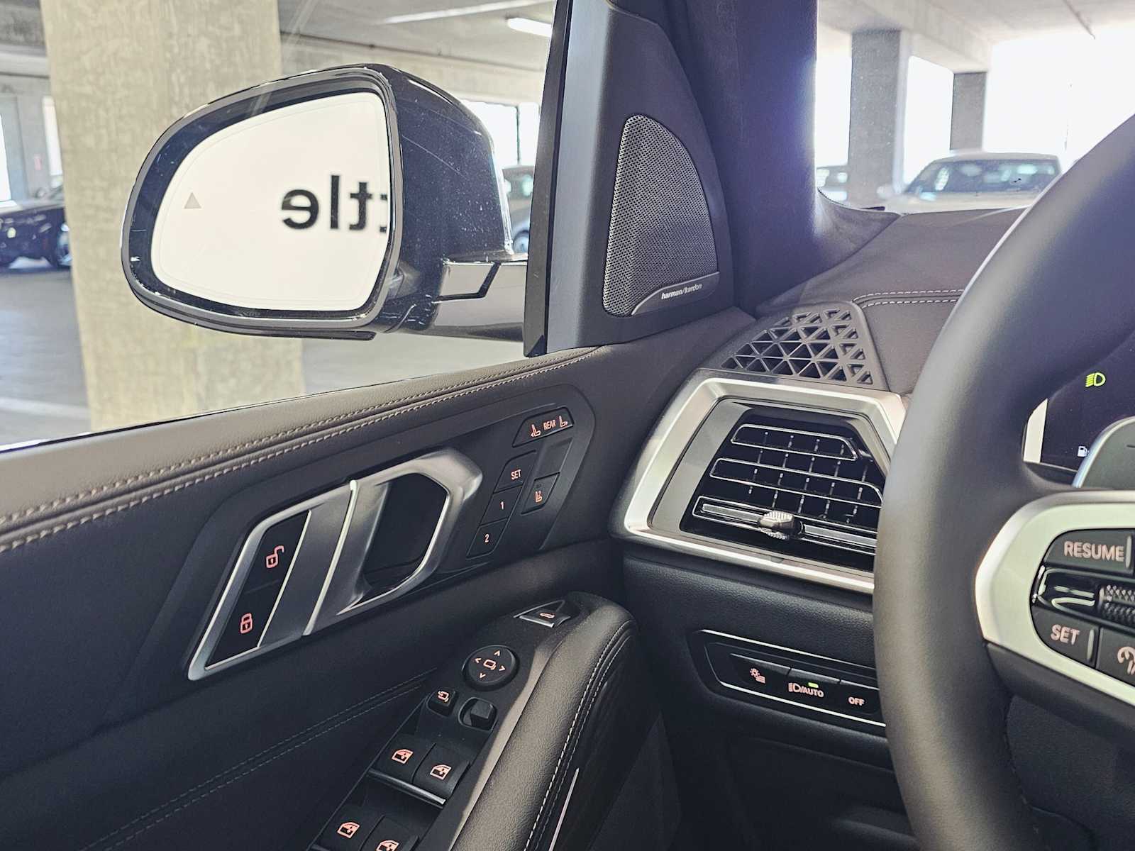 Thumbnail: 2026 BMW X7 - 20