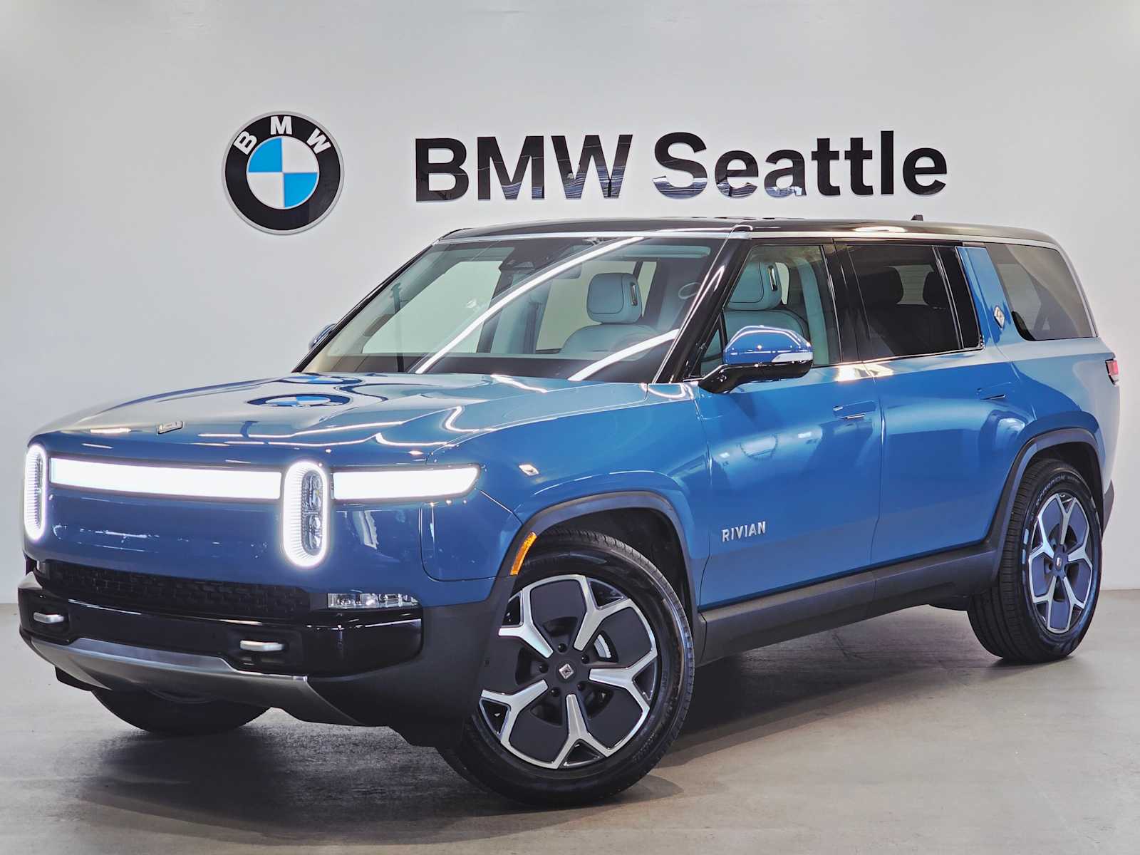 2024 Rivian R1S  -
                  Seattle, WA