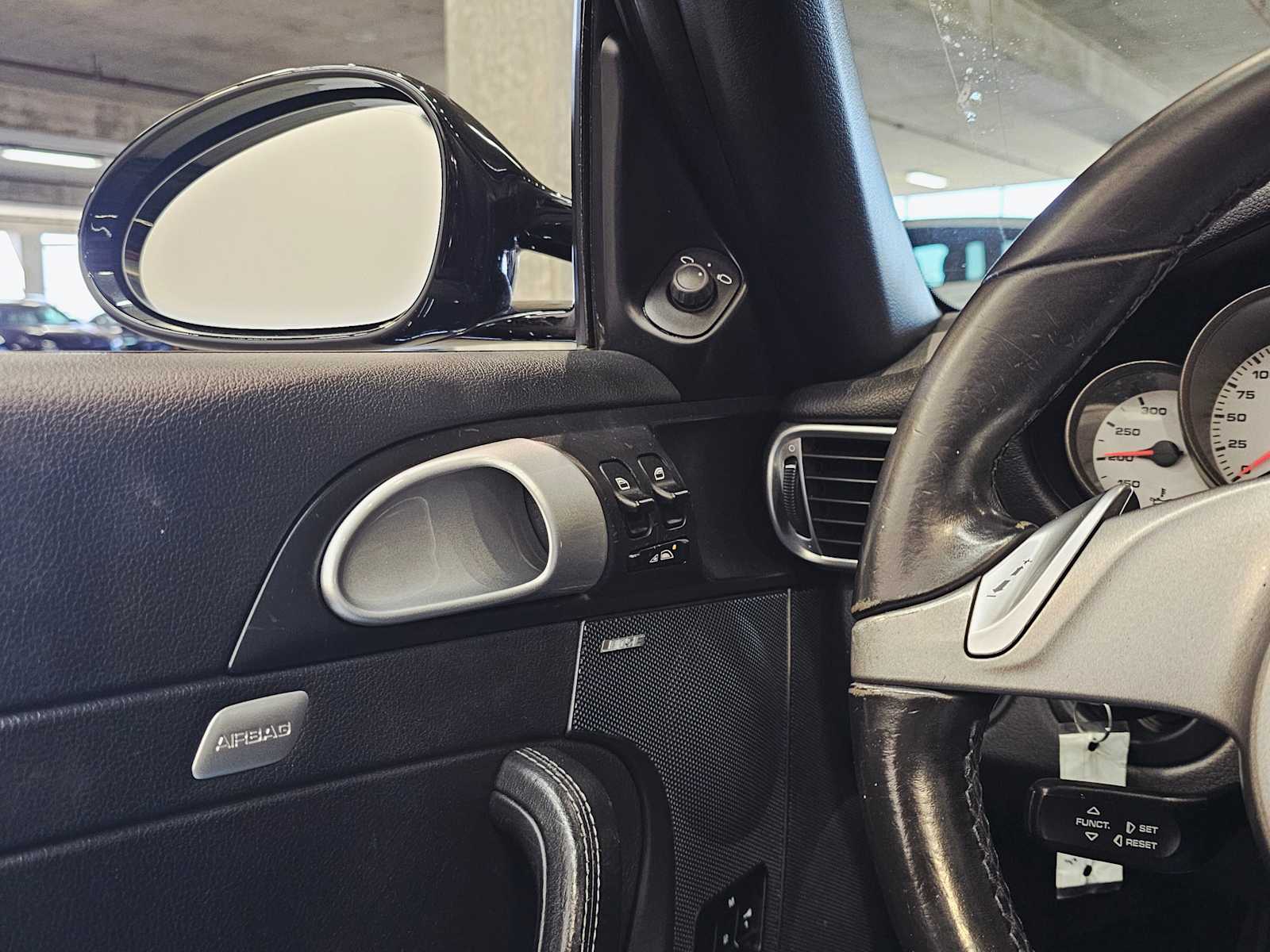Thumbnail: 2009 Porsche 911 - 22