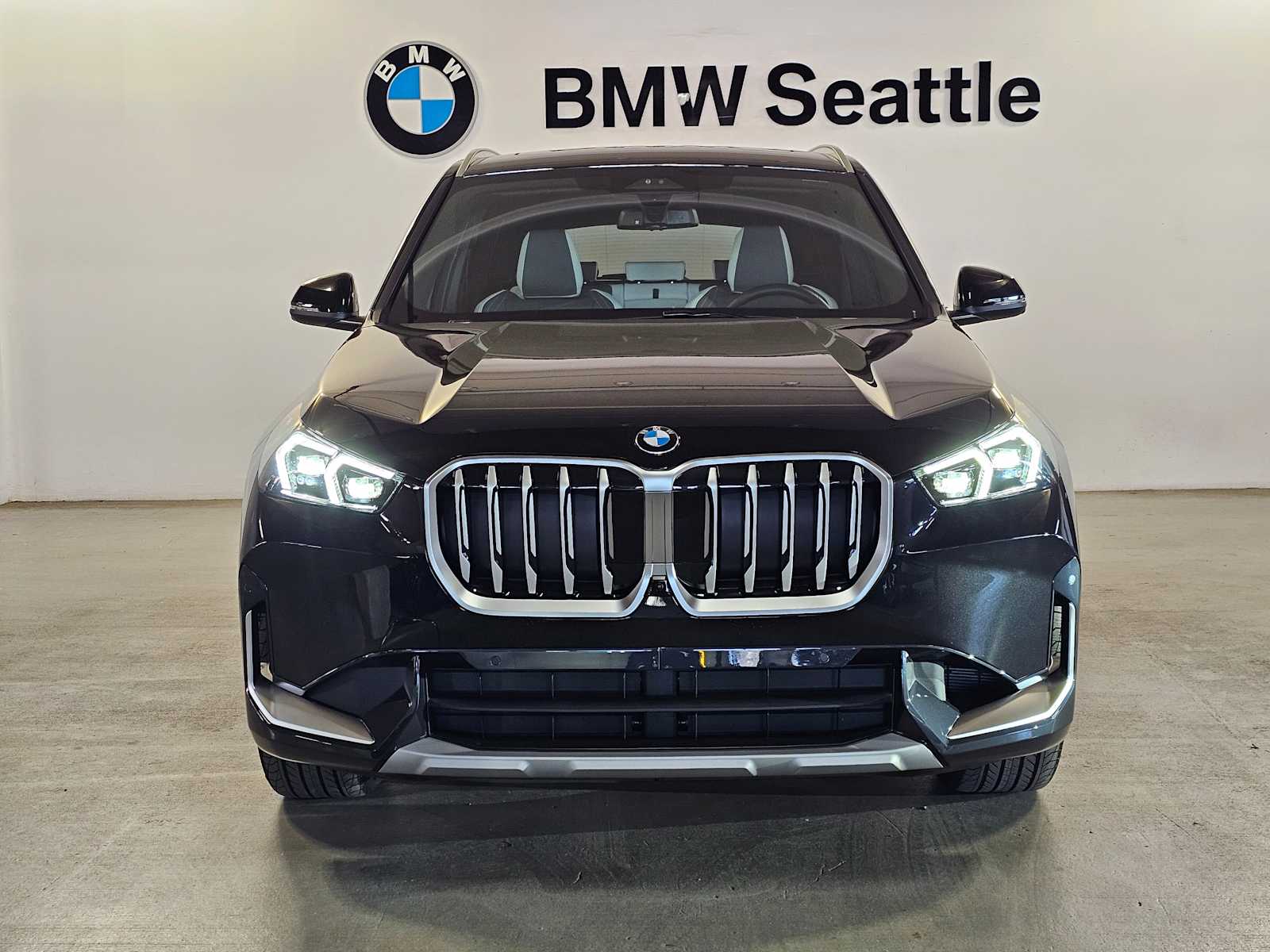 Thumbnail: 2026 BMW X1 - 6