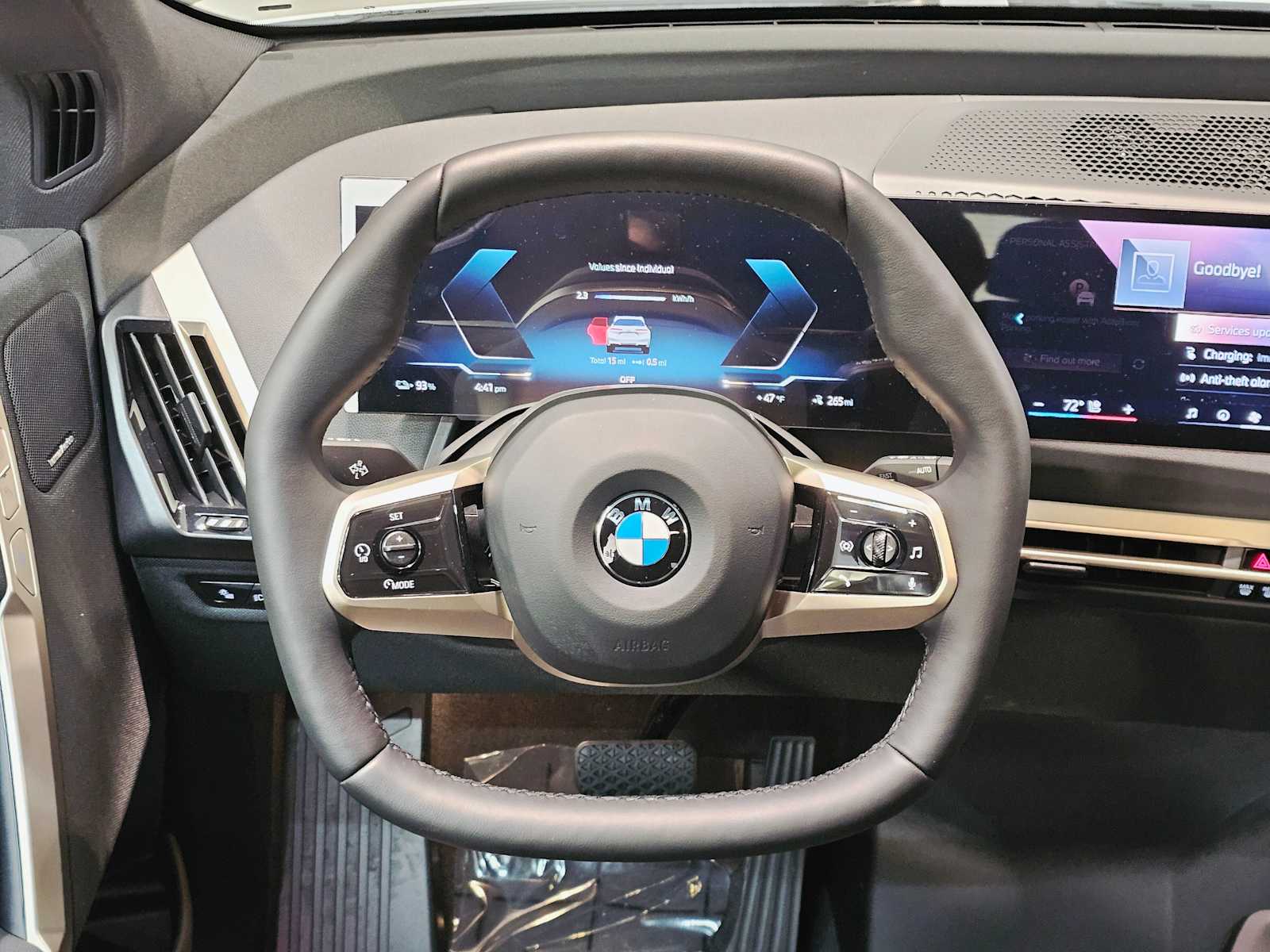 Thumbnail: 2026 BMW iX - 11