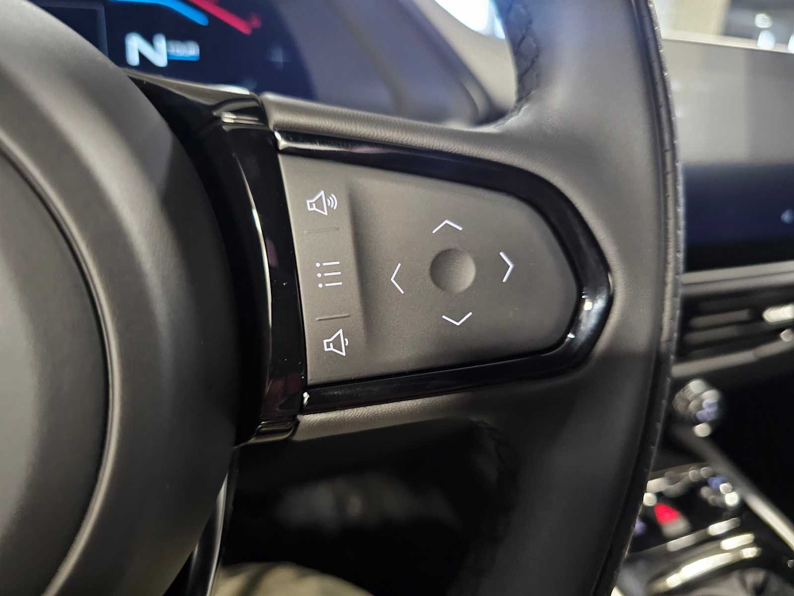 Thumbnail: 2024 Lotus Emira - 20