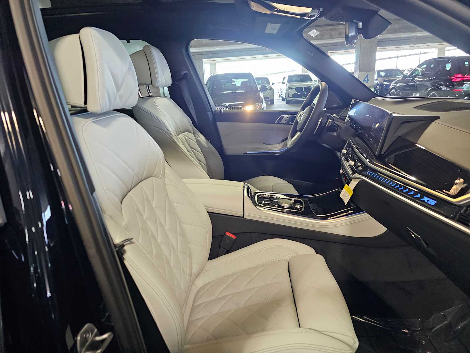 Thumbnail: 2026 BMW X5 - 40