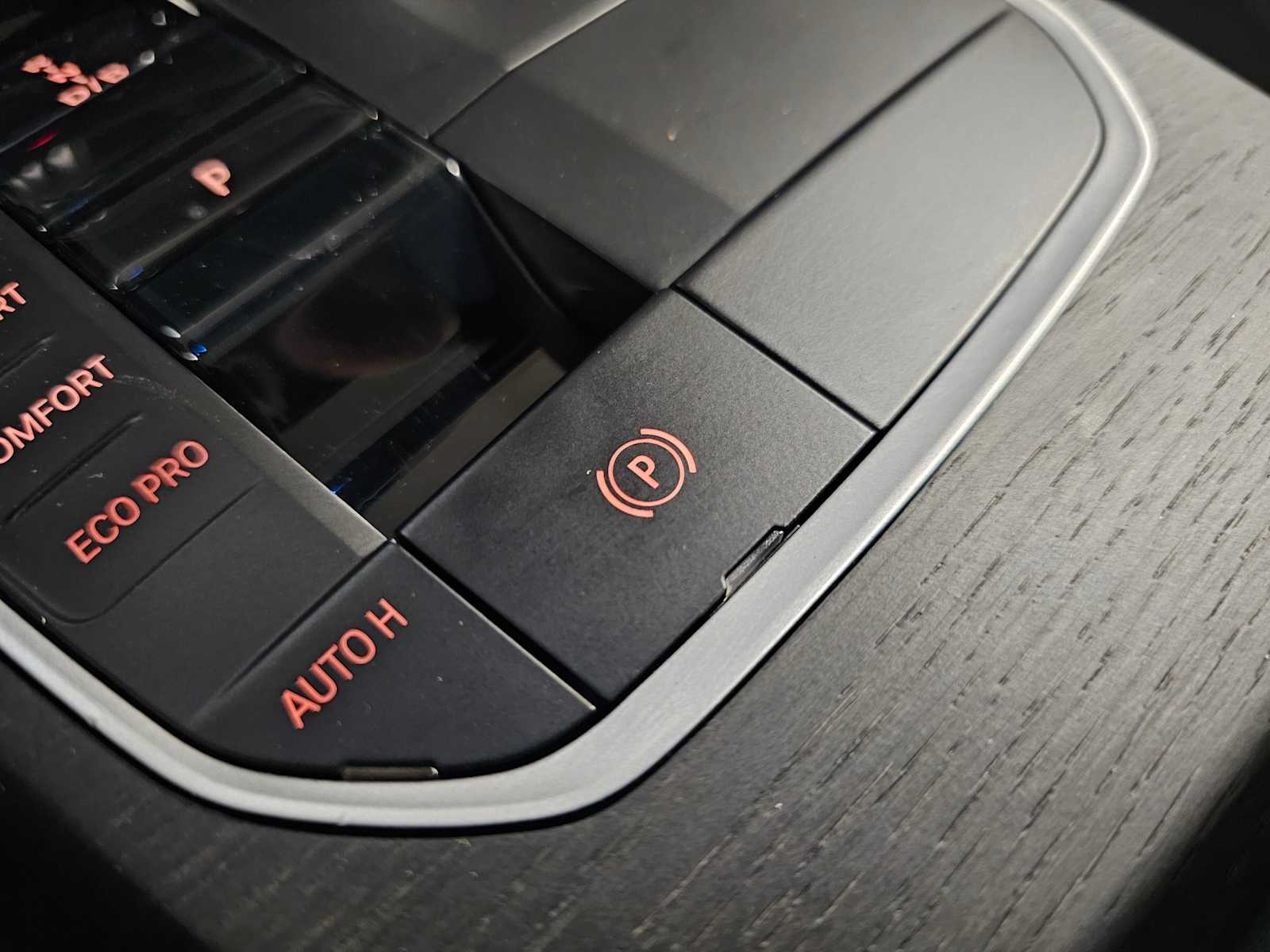 Thumbnail: 2023 BMW i4 - 23