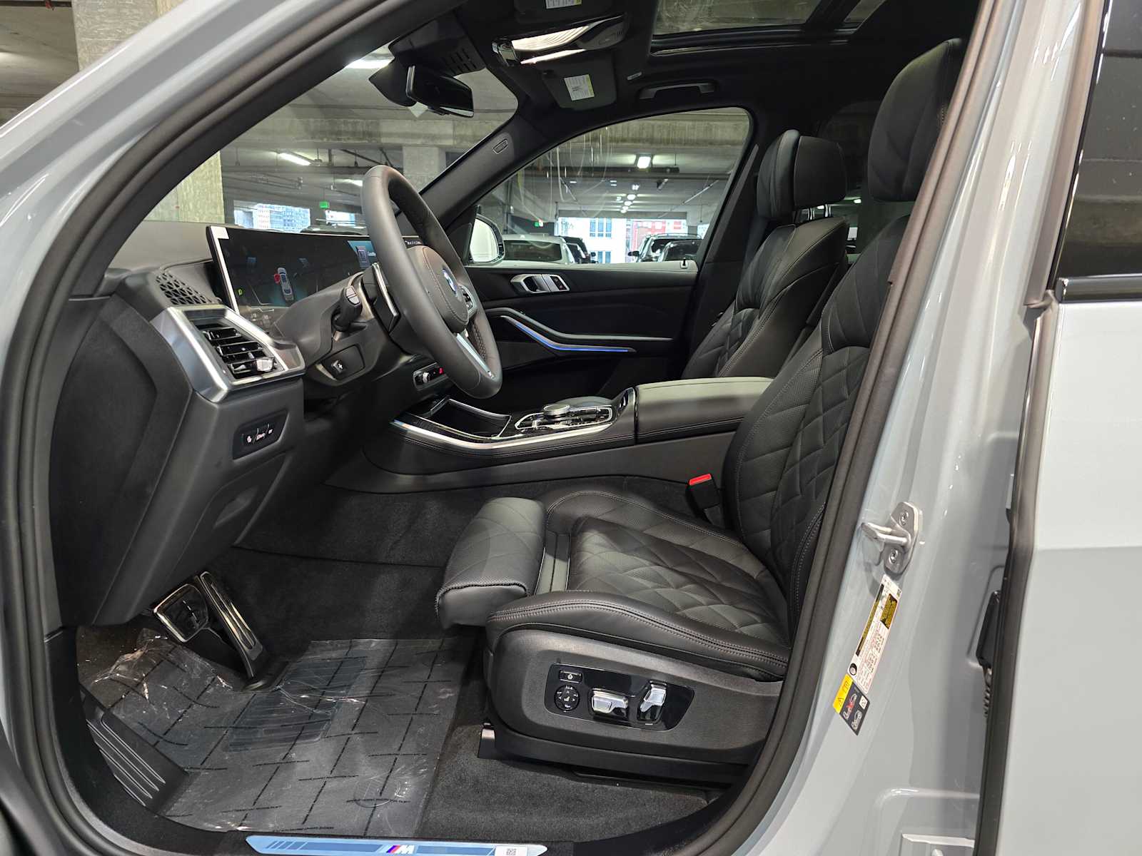 Thumbnail: 2026 BMW X5 - 24