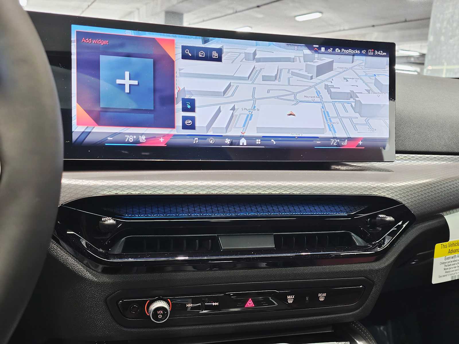 Thumbnail: 2025 BMW i4 - 16