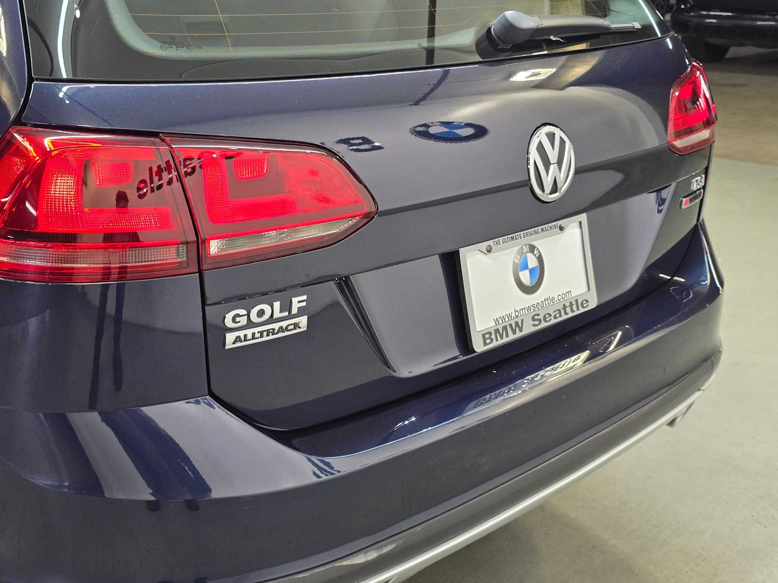 Thumbnail: 2017 Volkswagen Golf - 7