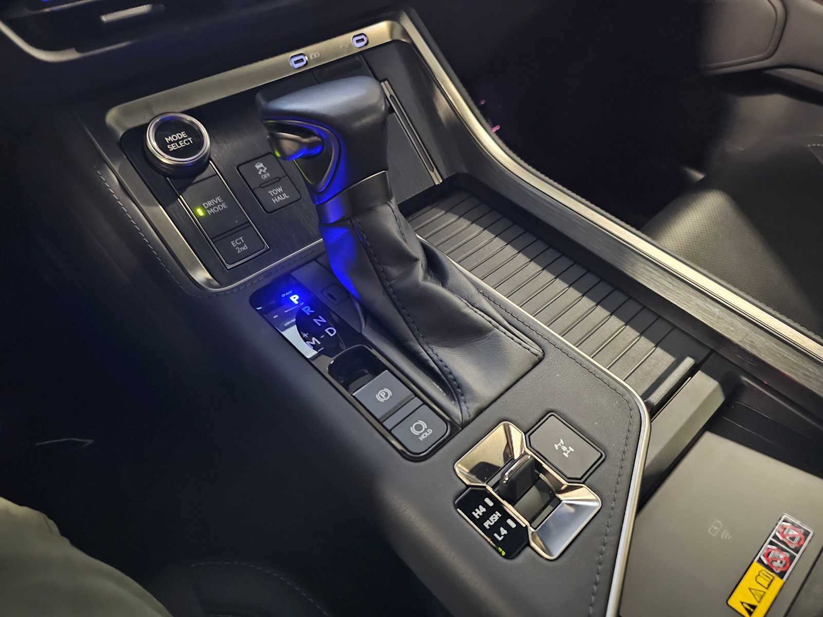 Thumbnail: 2024 Lexus GX - 22