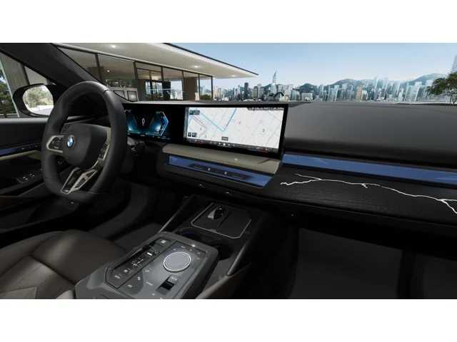 Thumbnail: 2027 BMW 5 Series - 14