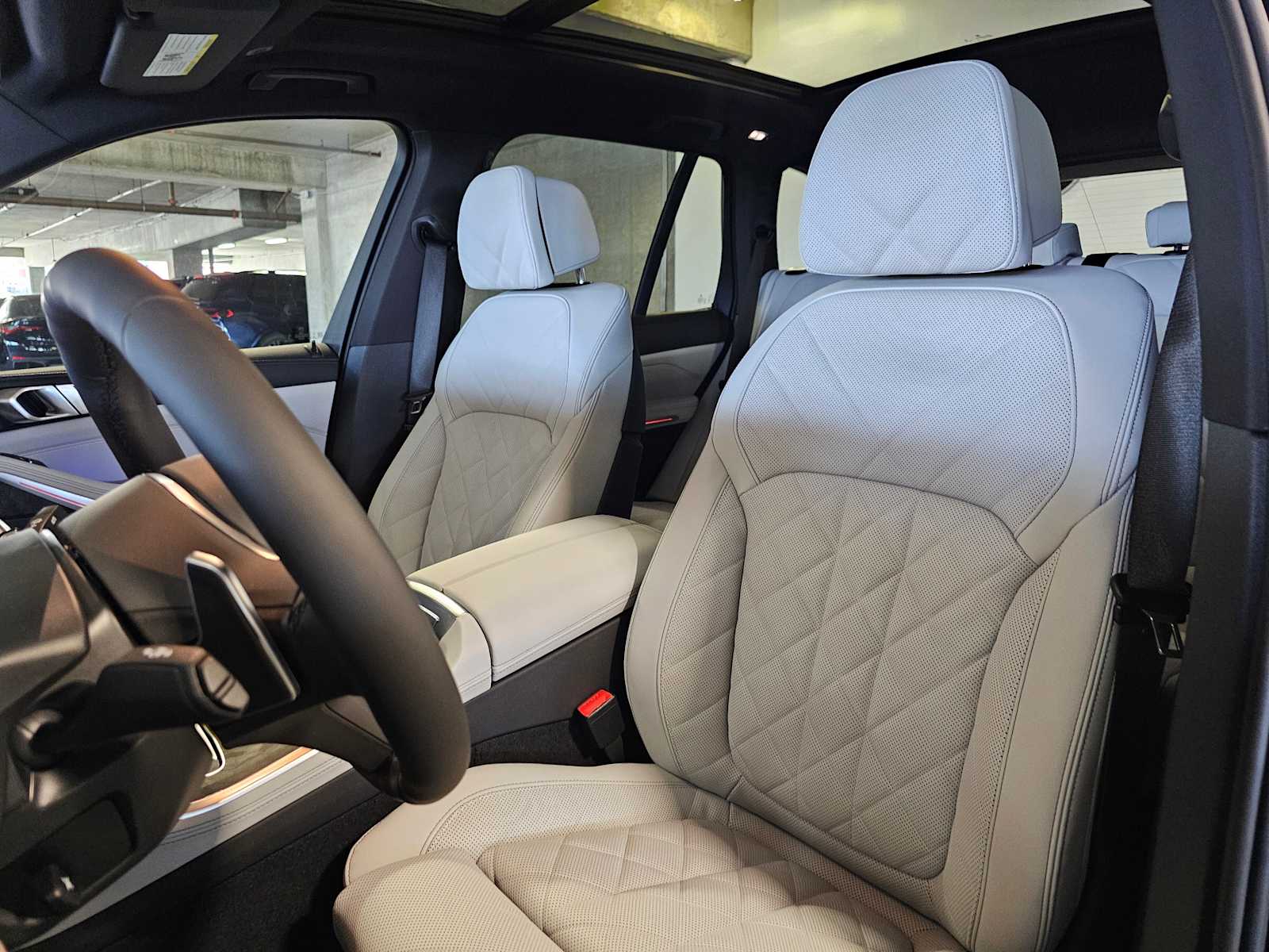 Thumbnail: 2026 BMW X5 - 32