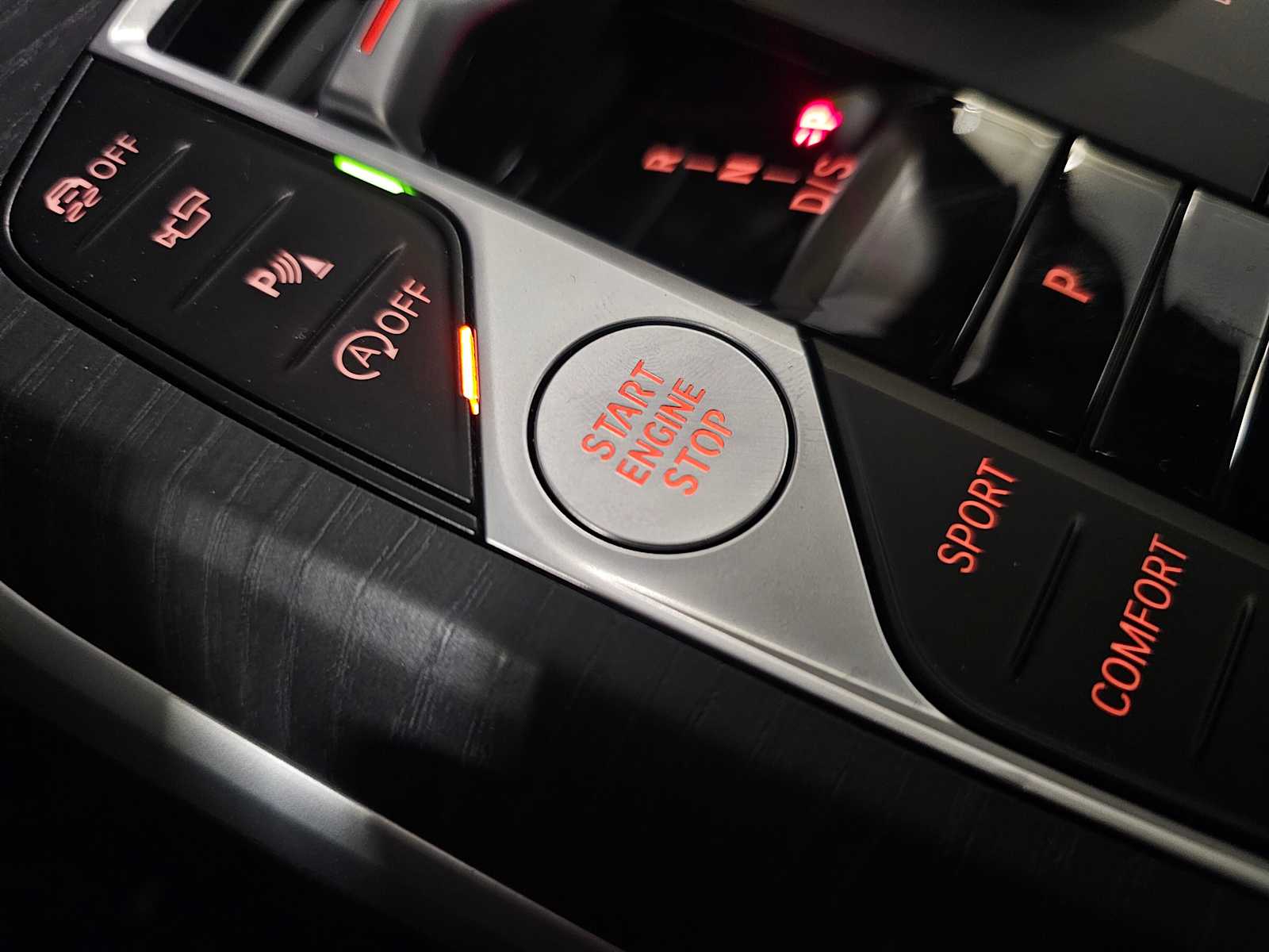 Thumbnail: 2025 BMW 3 Series - 28