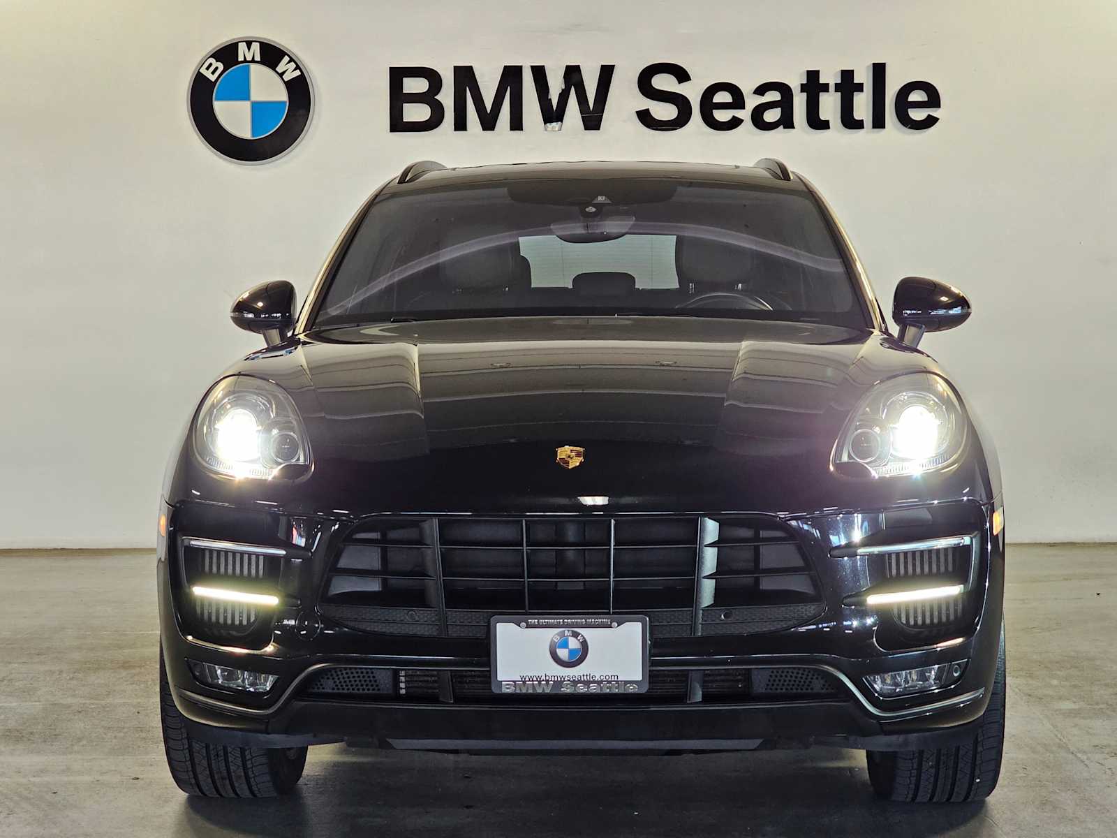 Thumbnail: 2016 Porsche Macan - 6