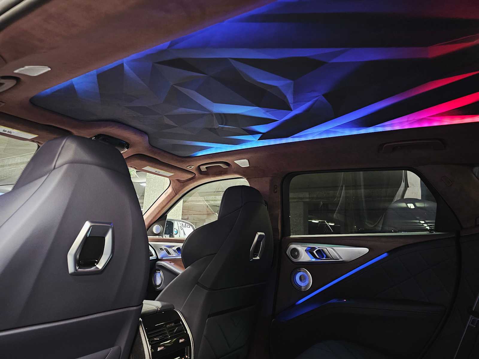 Thumbnail: 2026 BMW XM - 25