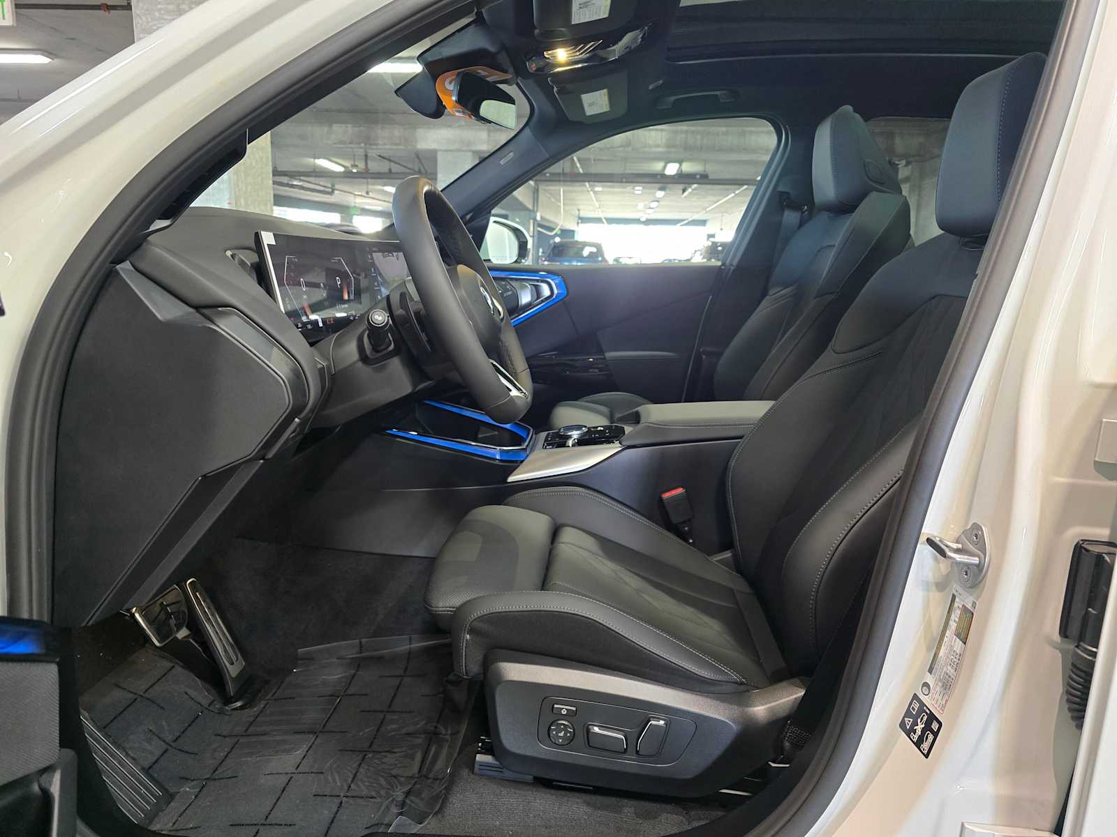 Thumbnail: 2026 BMW X3 - 23