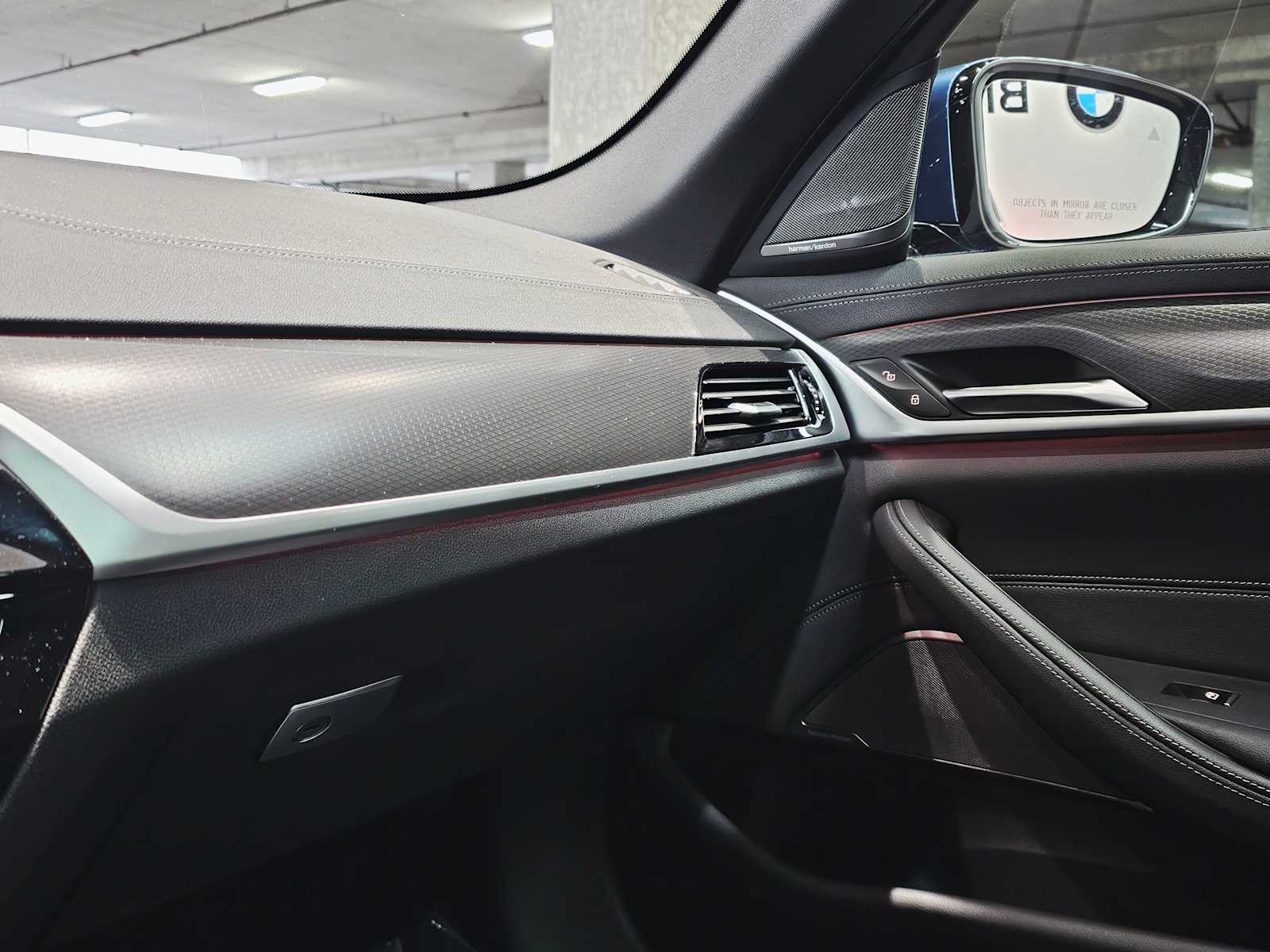 Thumbnail: 2023 BMW 5 Series - 20