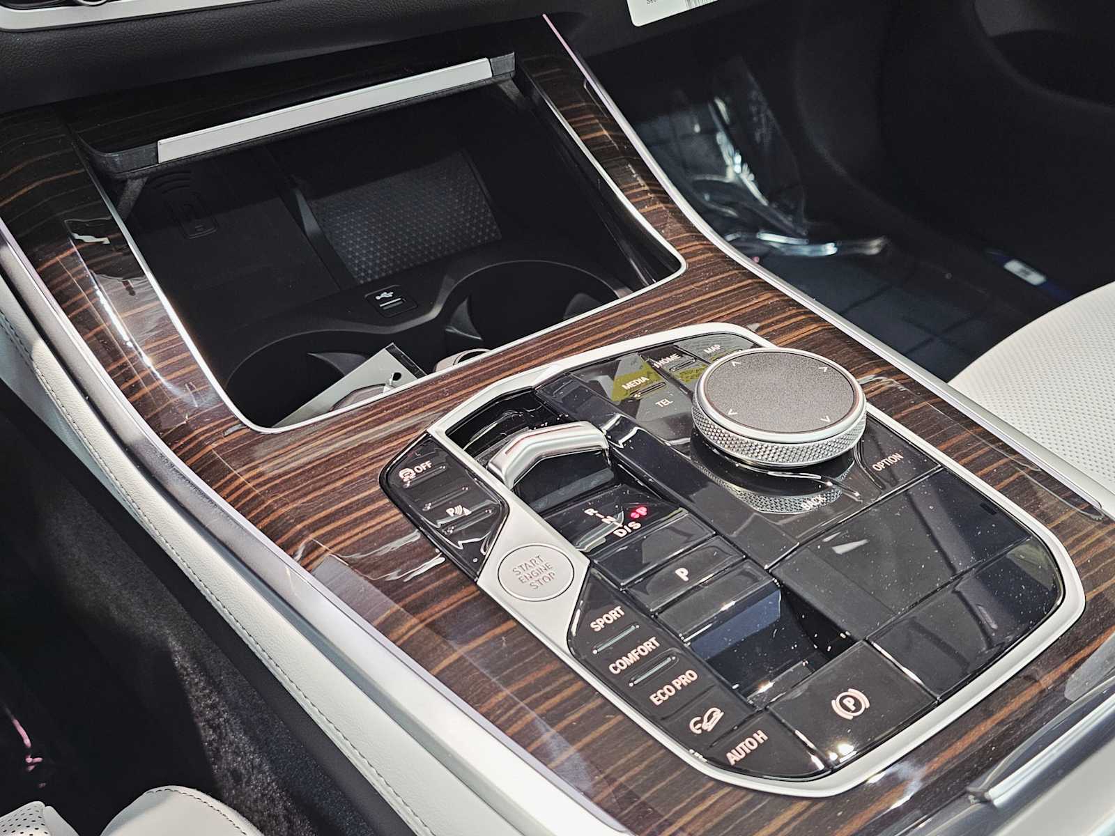 Thumbnail: 2026 BMW X5 - 17