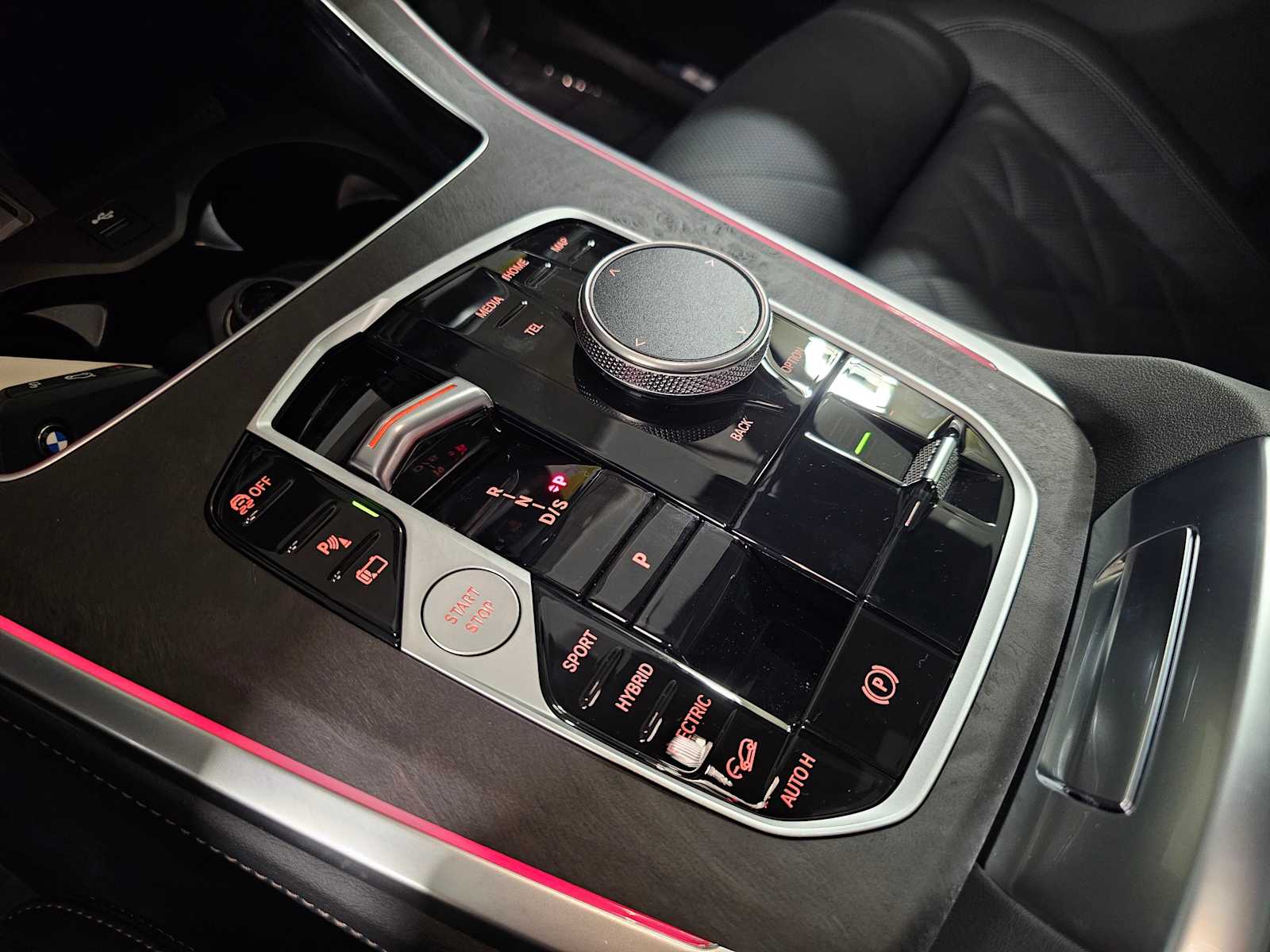 Thumbnail: 2026 BMW X5 - 21