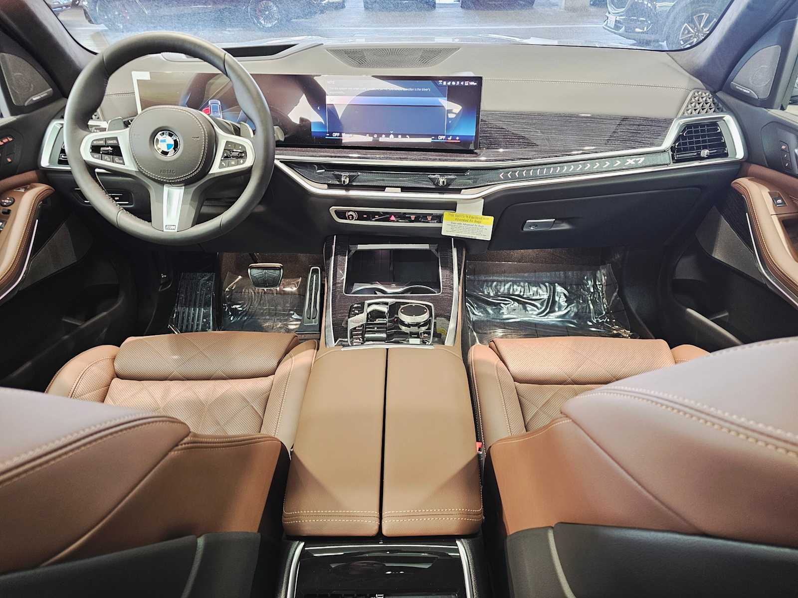 Thumbnail: 2026 BMW X7 - 10