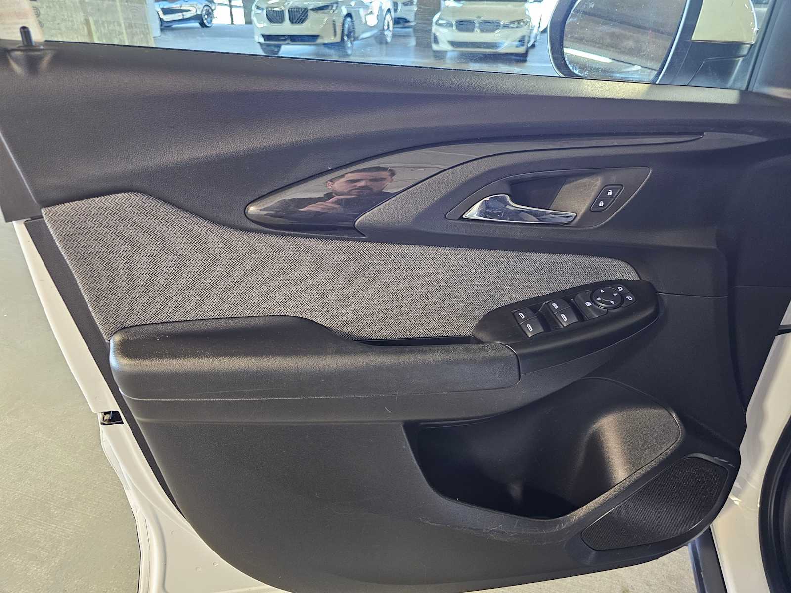 Thumbnail: 2022 Chevrolet TrailBlazer - 25