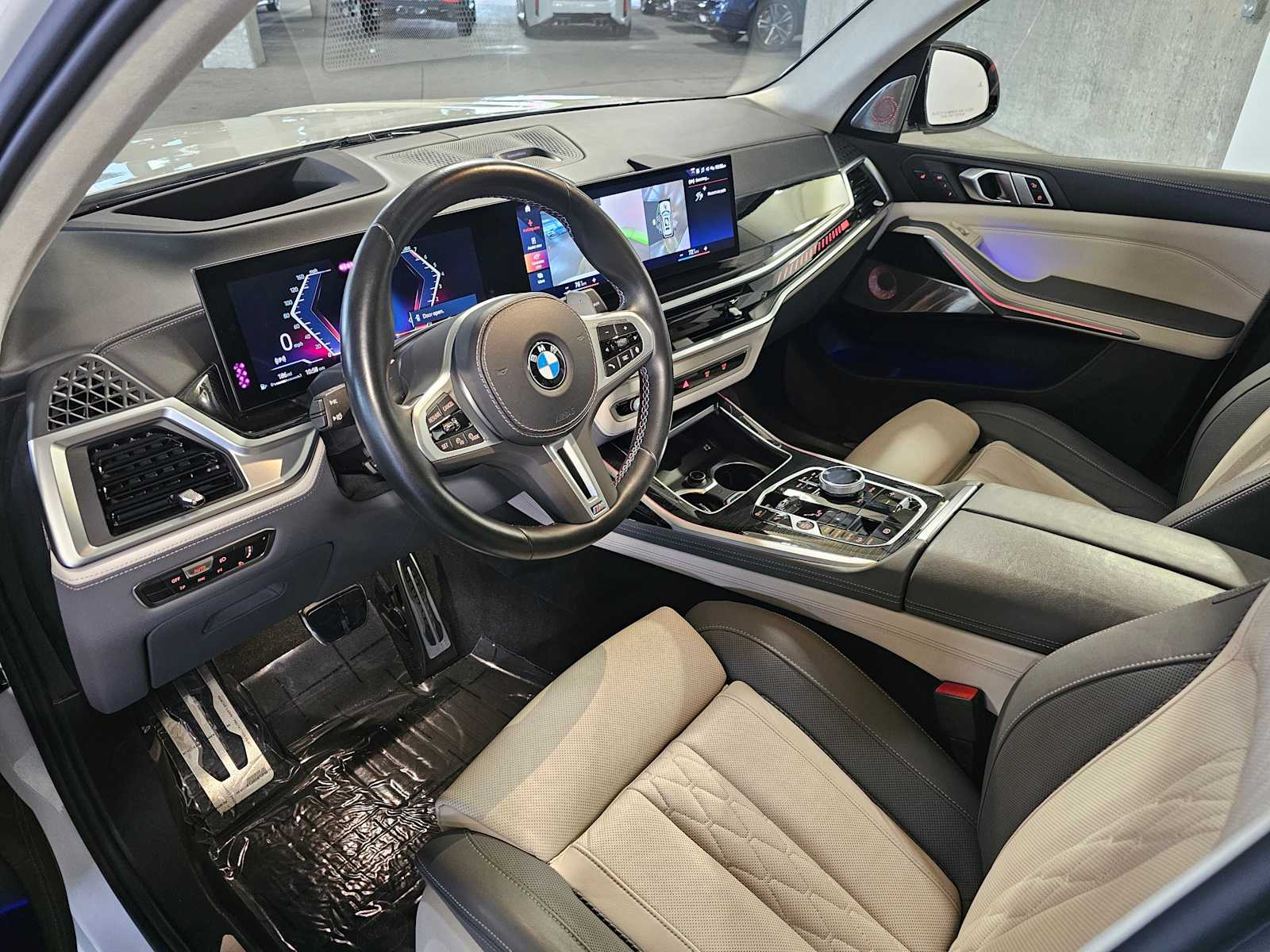 Thumbnail: 2023 BMW X7 - 2