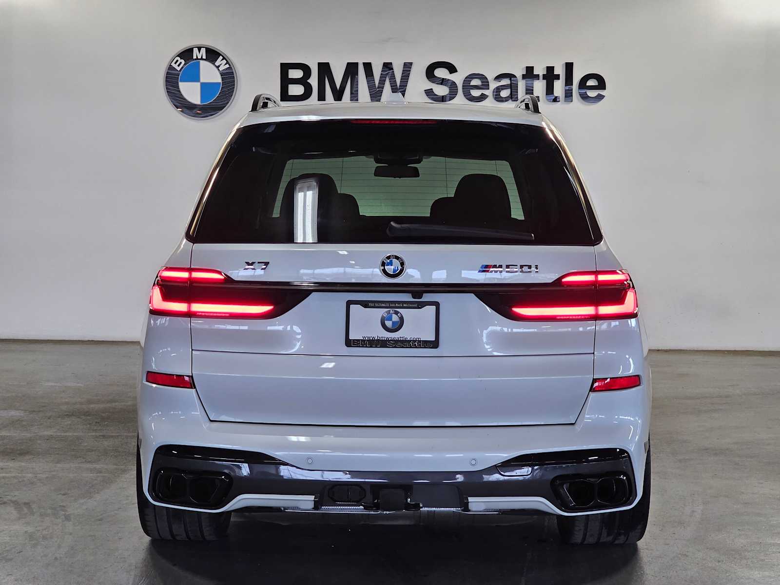 Thumbnail: 2023 BMW X7 - 5