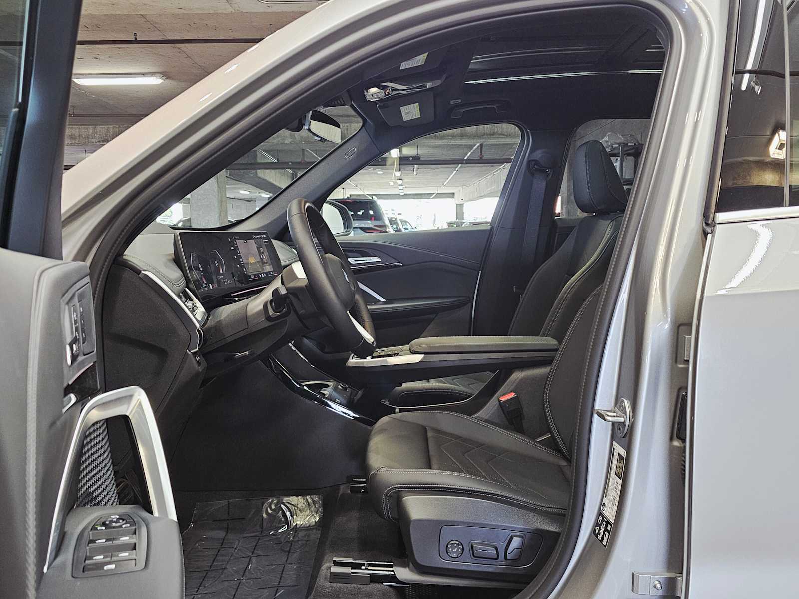 Thumbnail: 2025 BMW X1 - 23