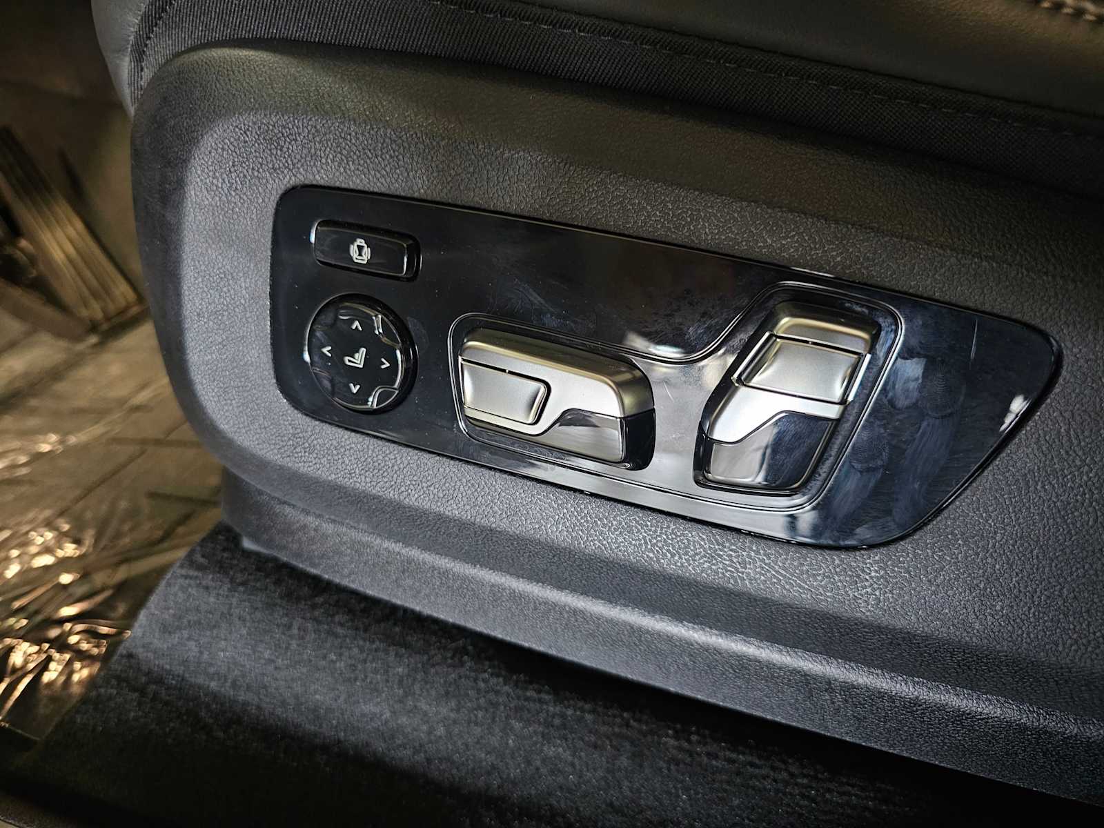 Thumbnail: 2024 BMW X5 - 18