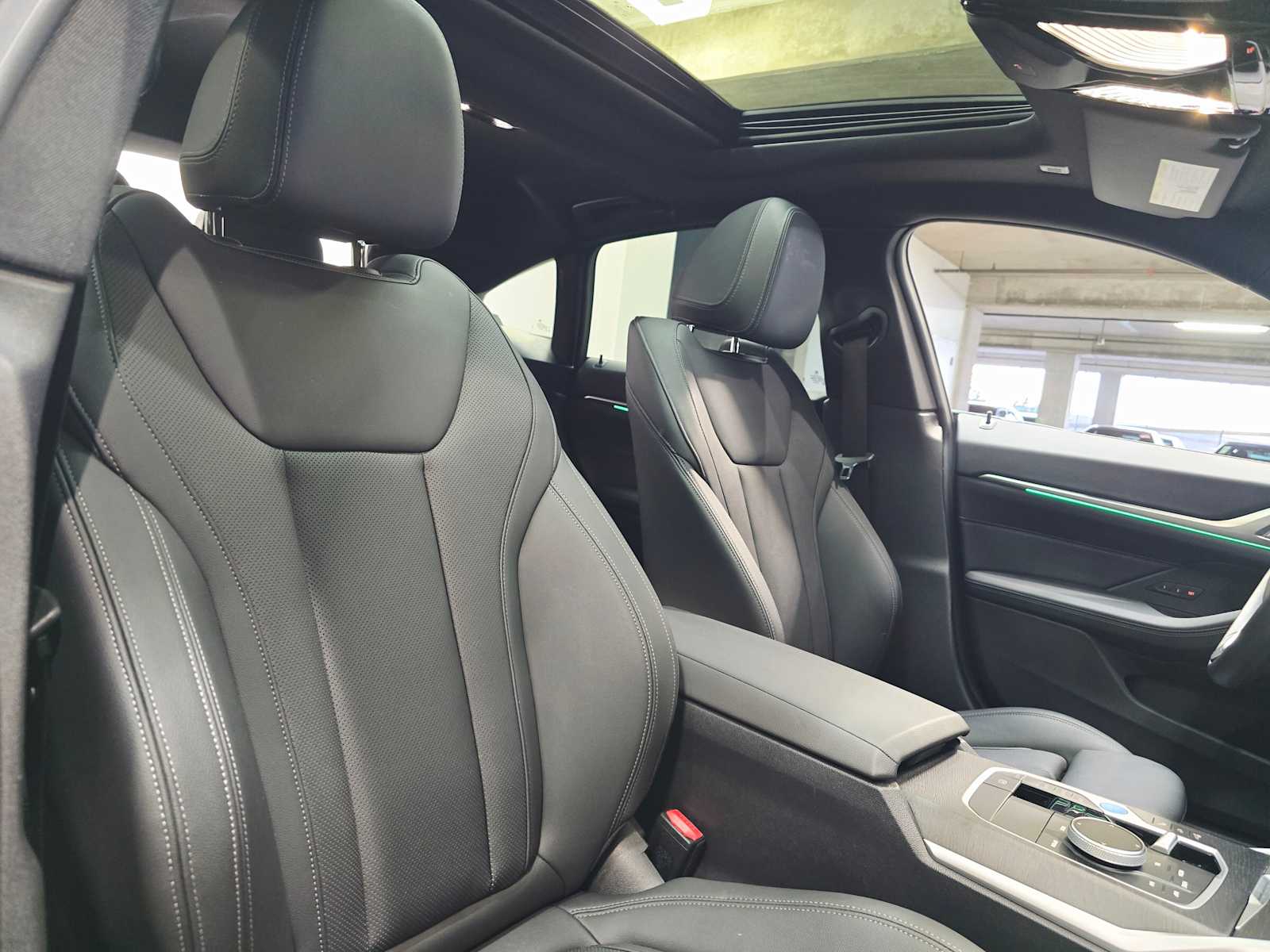 Thumbnail: 2023 BMW i4 - 27