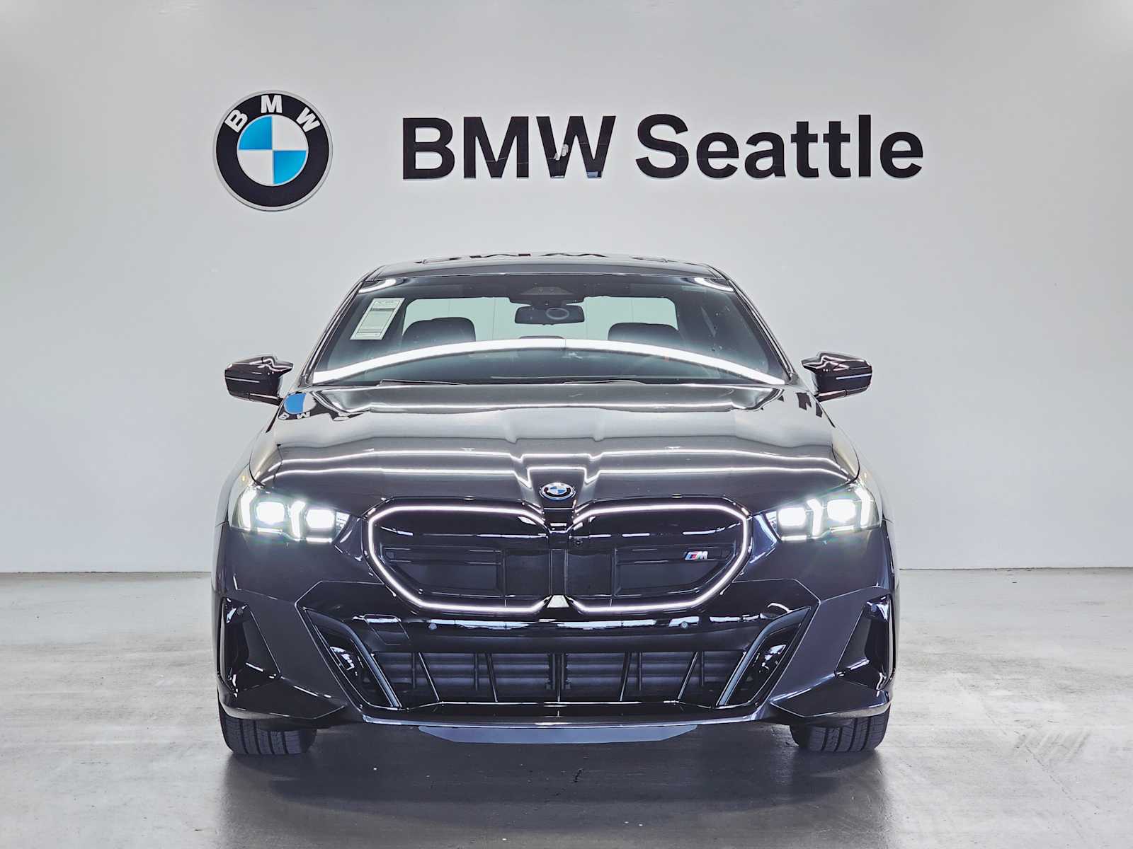 Thumbnail: 2025 BMW i5 - 6