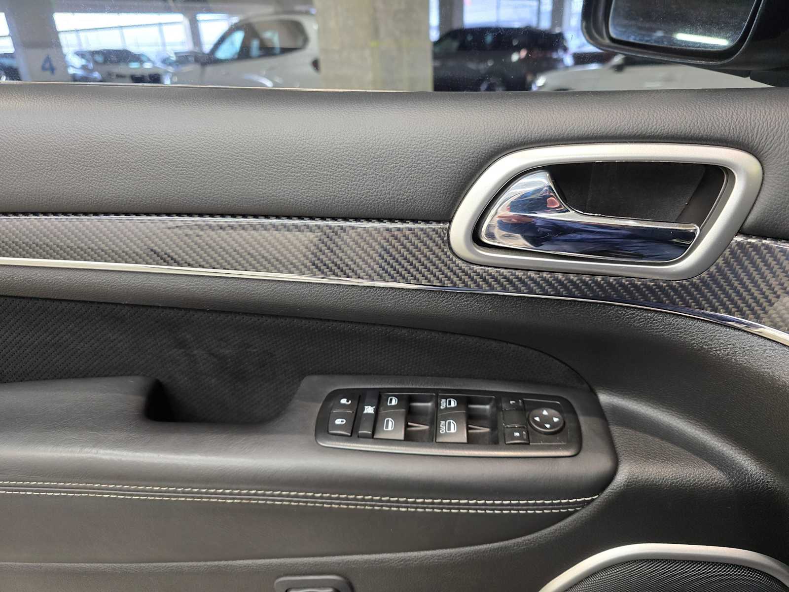 Thumbnail: 2015 Jeep Grand Cherokee - 22