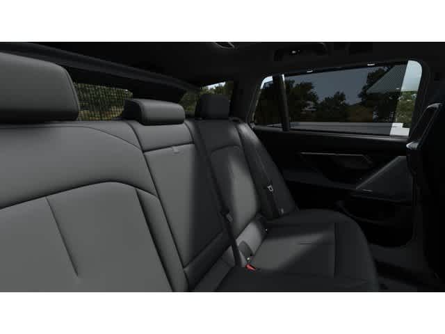 Thumbnail: 2027 BMW M5 - 12