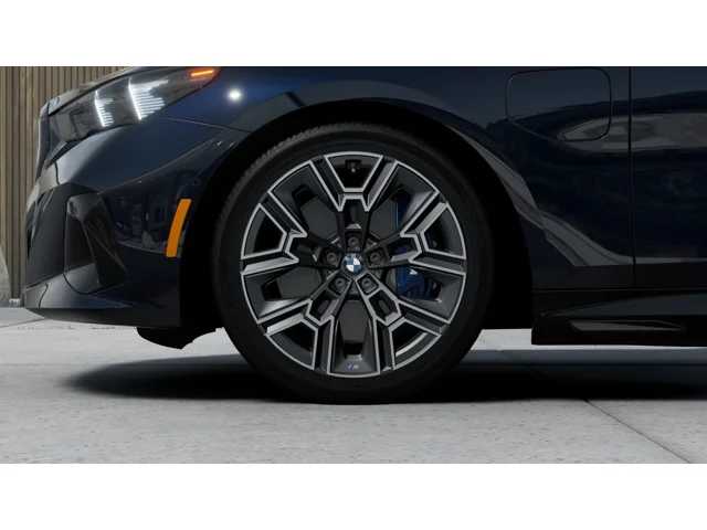 Thumbnail: 2027 BMW 5 Series - 7